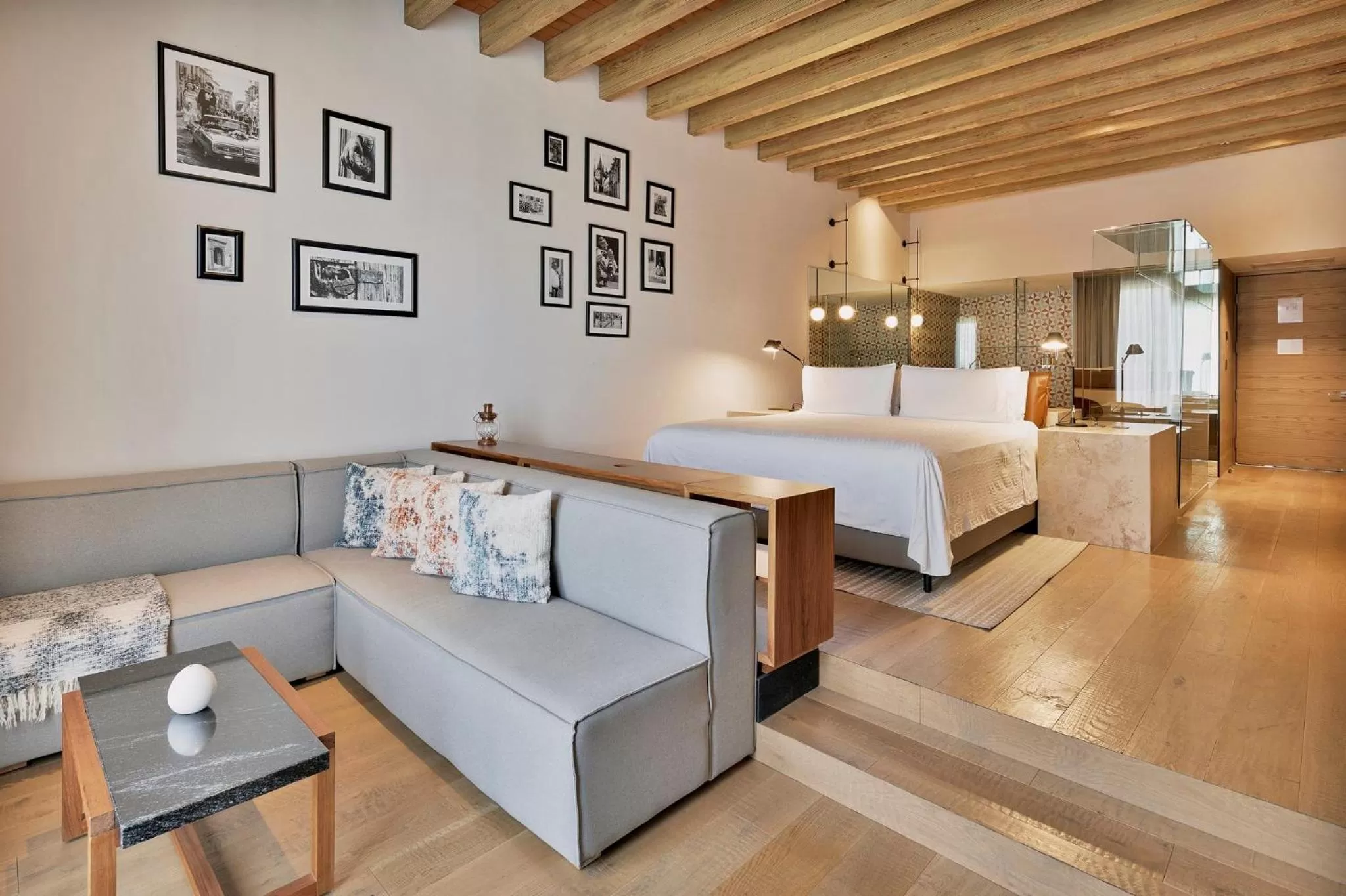 Bedroom, Bed in Live Aqua San Miguel de Allende