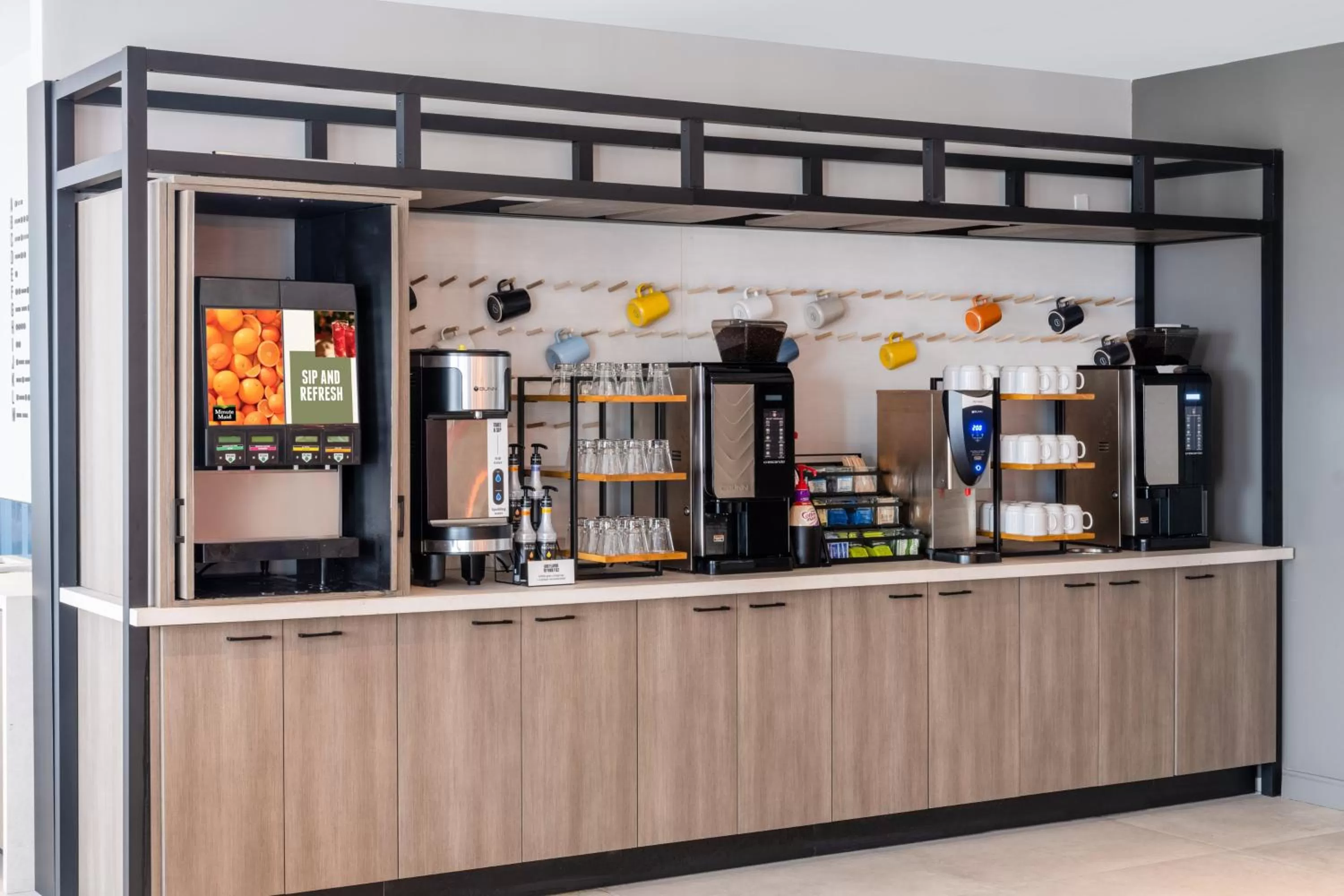 Lounge or bar in Atwell Suites Miami Brickell by IHG