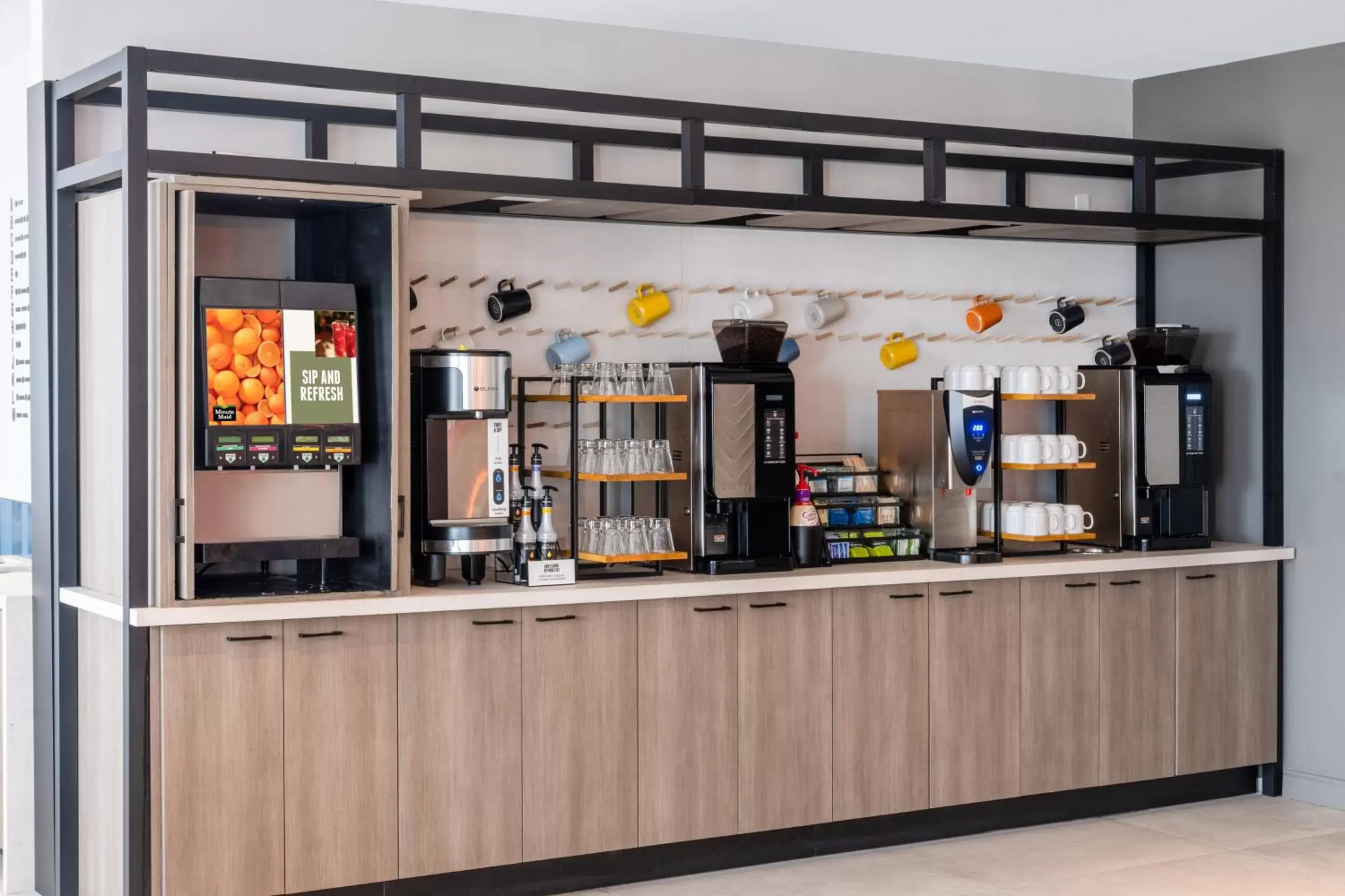 Lounge or bar in Atwell Suites - Miami Brickell, an IHG Hotel