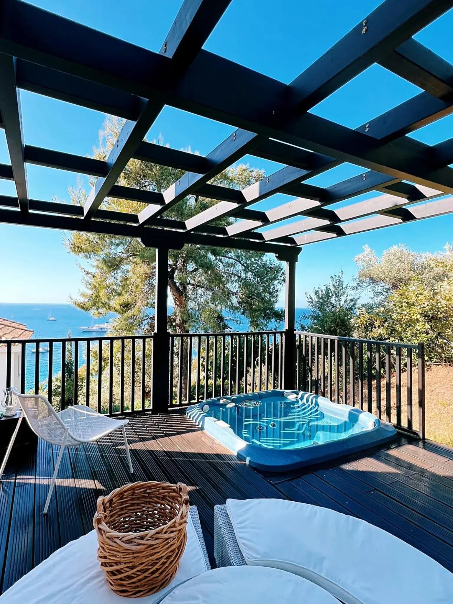 Open Air Bath, Swimming Pool in Aegean Suites Hotel