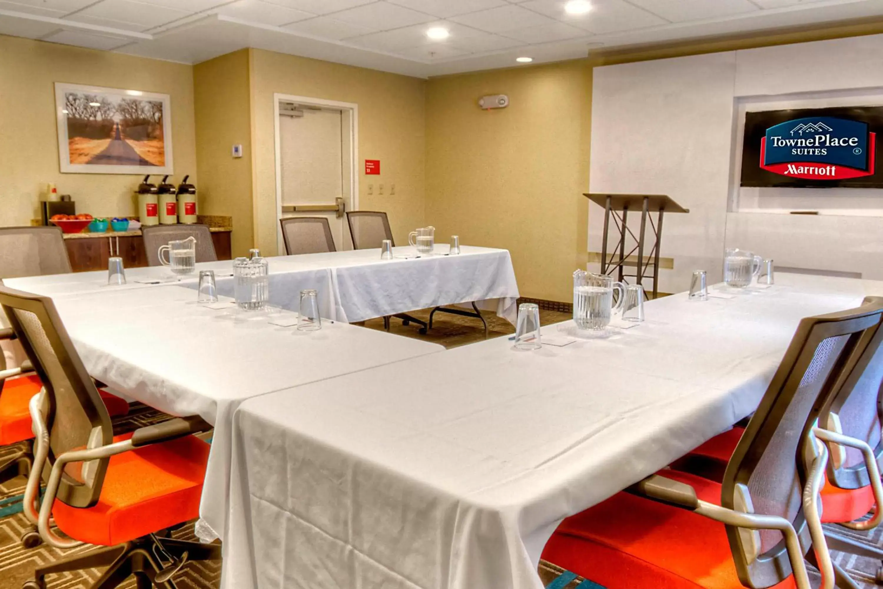 Meeting/conference room in TownePlace Suites Oklahoma City Airport