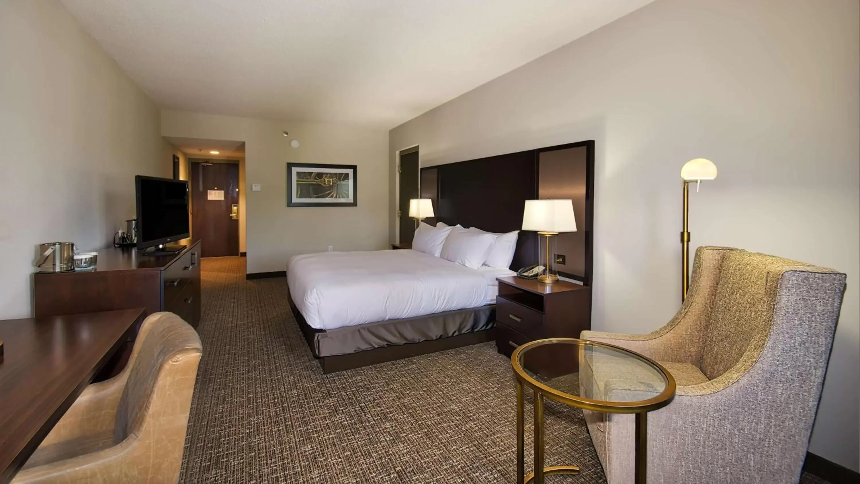 Bedroom in DoubleTree by Hilton Port Huron