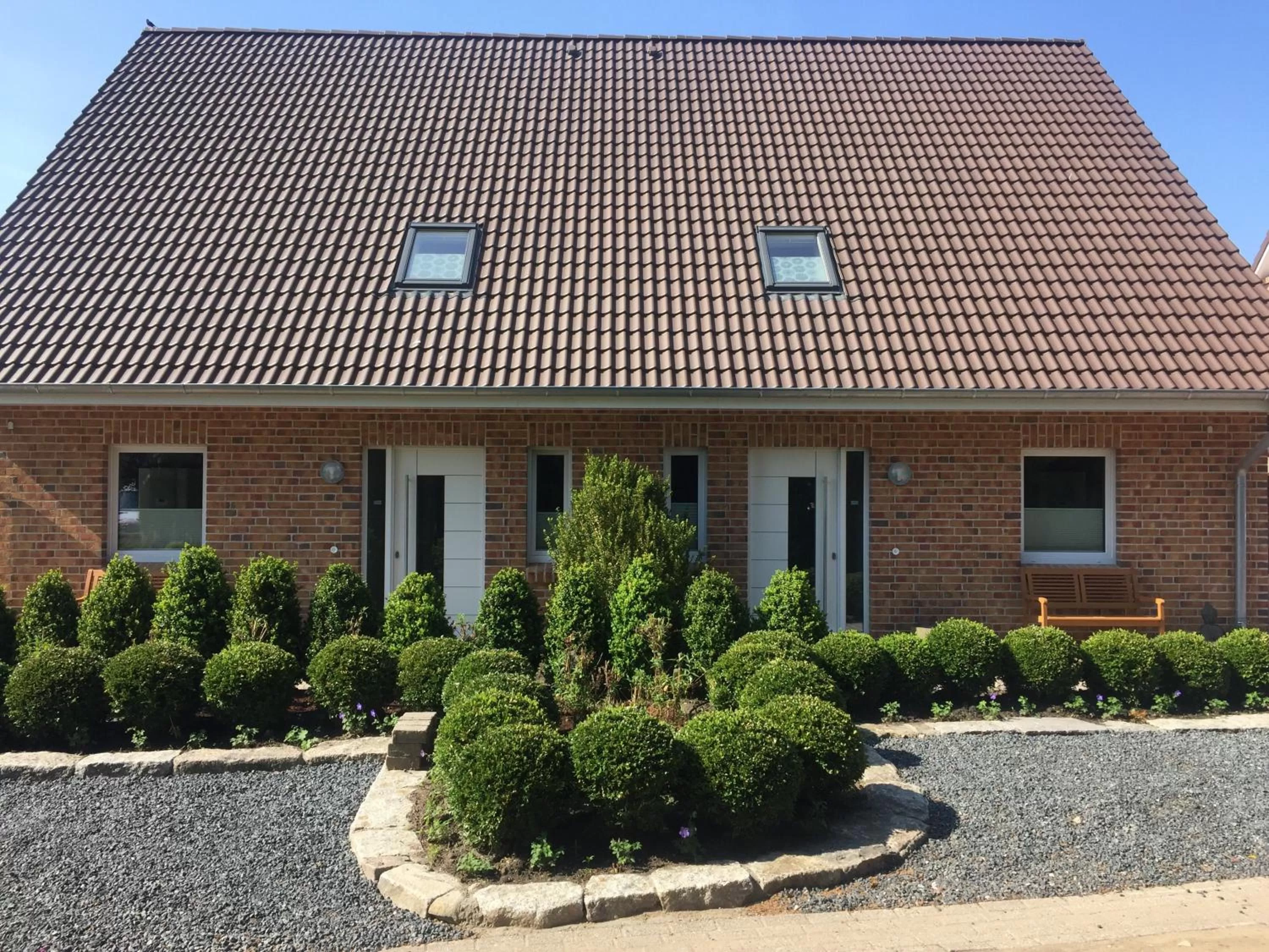 Facade/entrance in Hotel Insel Pension