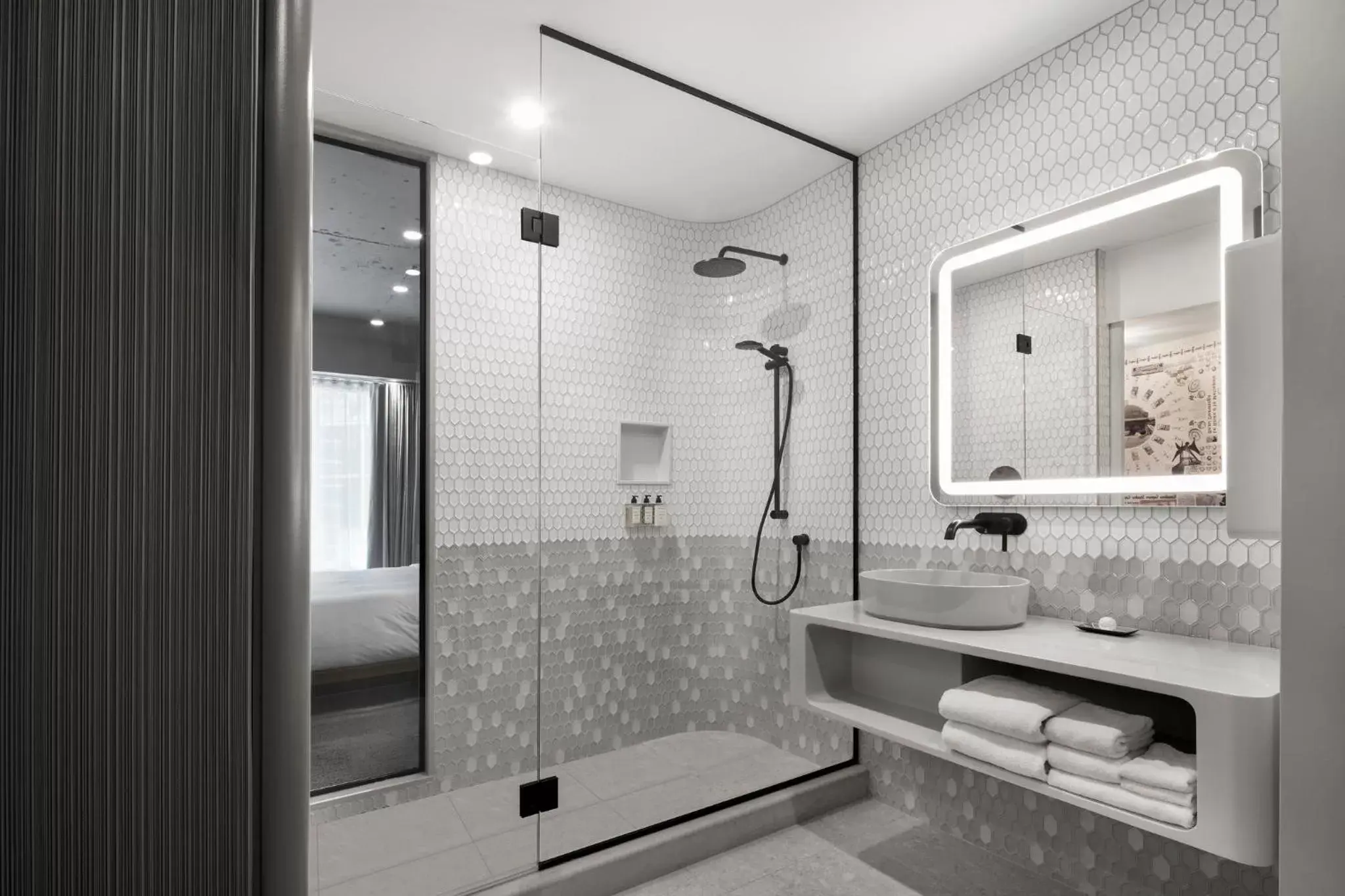 Shower, Bathroom in Hôtel Le Germain Montréal