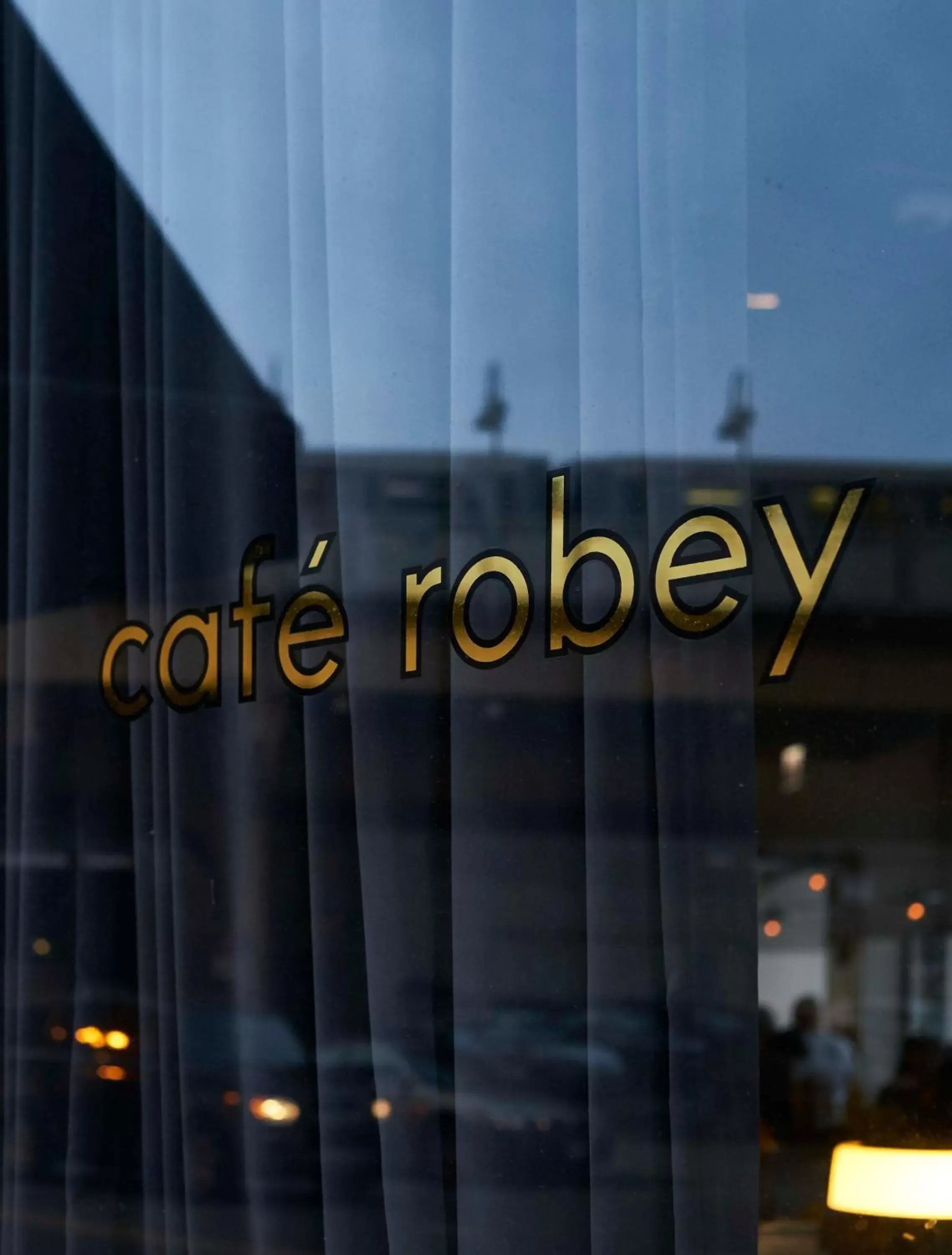Restaurant/places to eat, Property Logo/Sign in The Robey, Chicago, a Member of Design Hotels