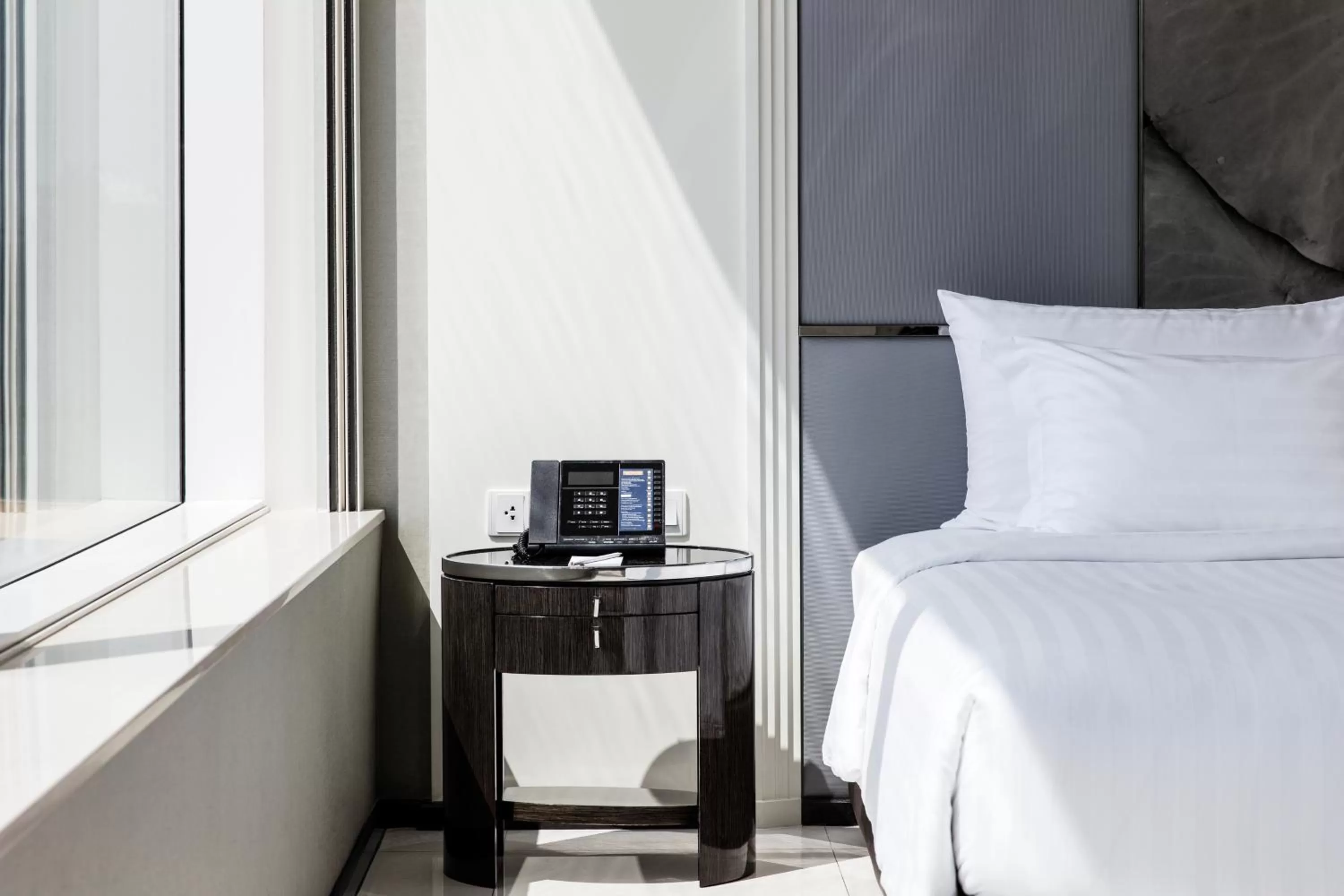 Grand Deluxe Triple Room in Grande Centre Point Hotel Terminal21