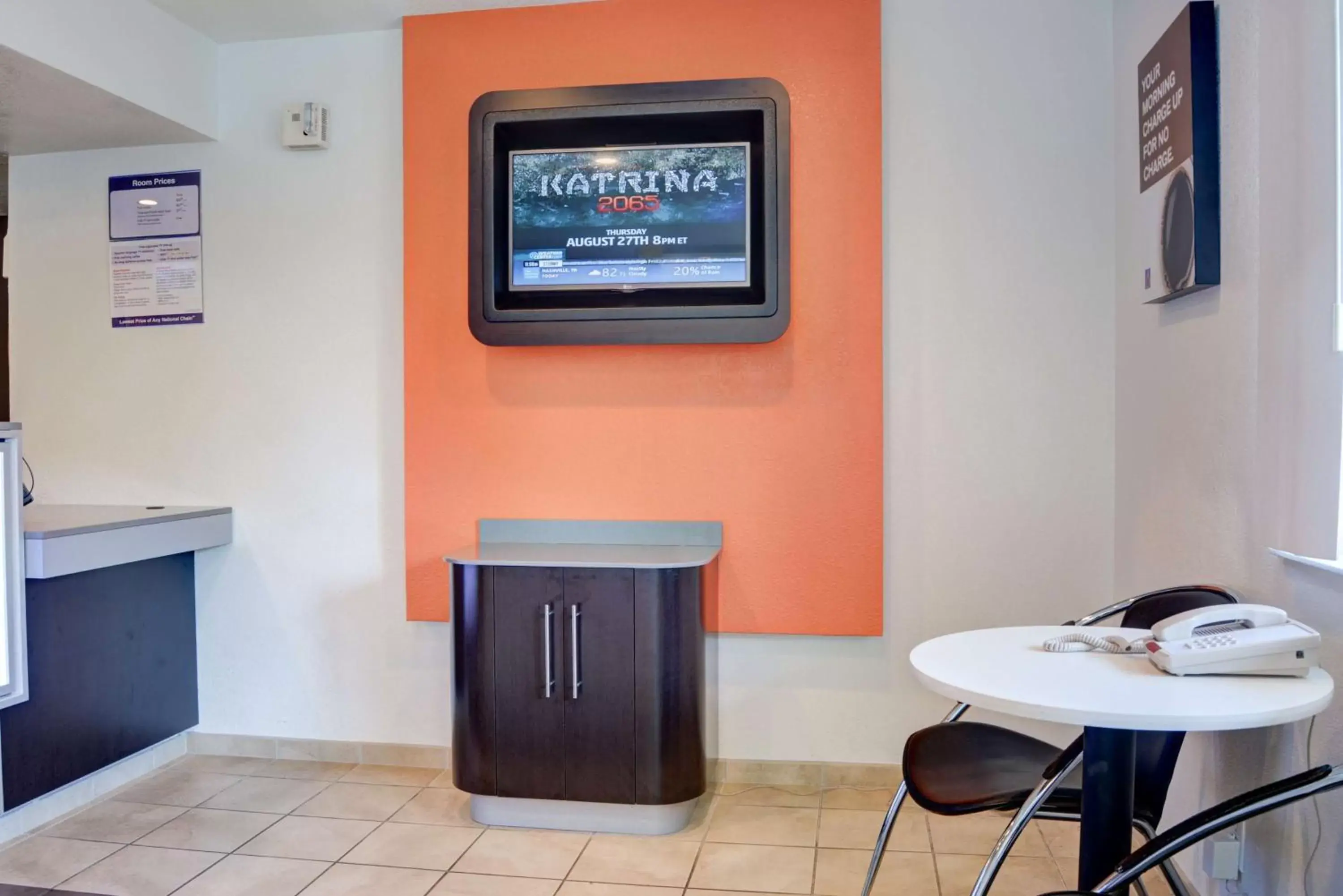 TV and multimedia, TV/Entertainment Center in Motel 6-Springfield, OR - Eugene North