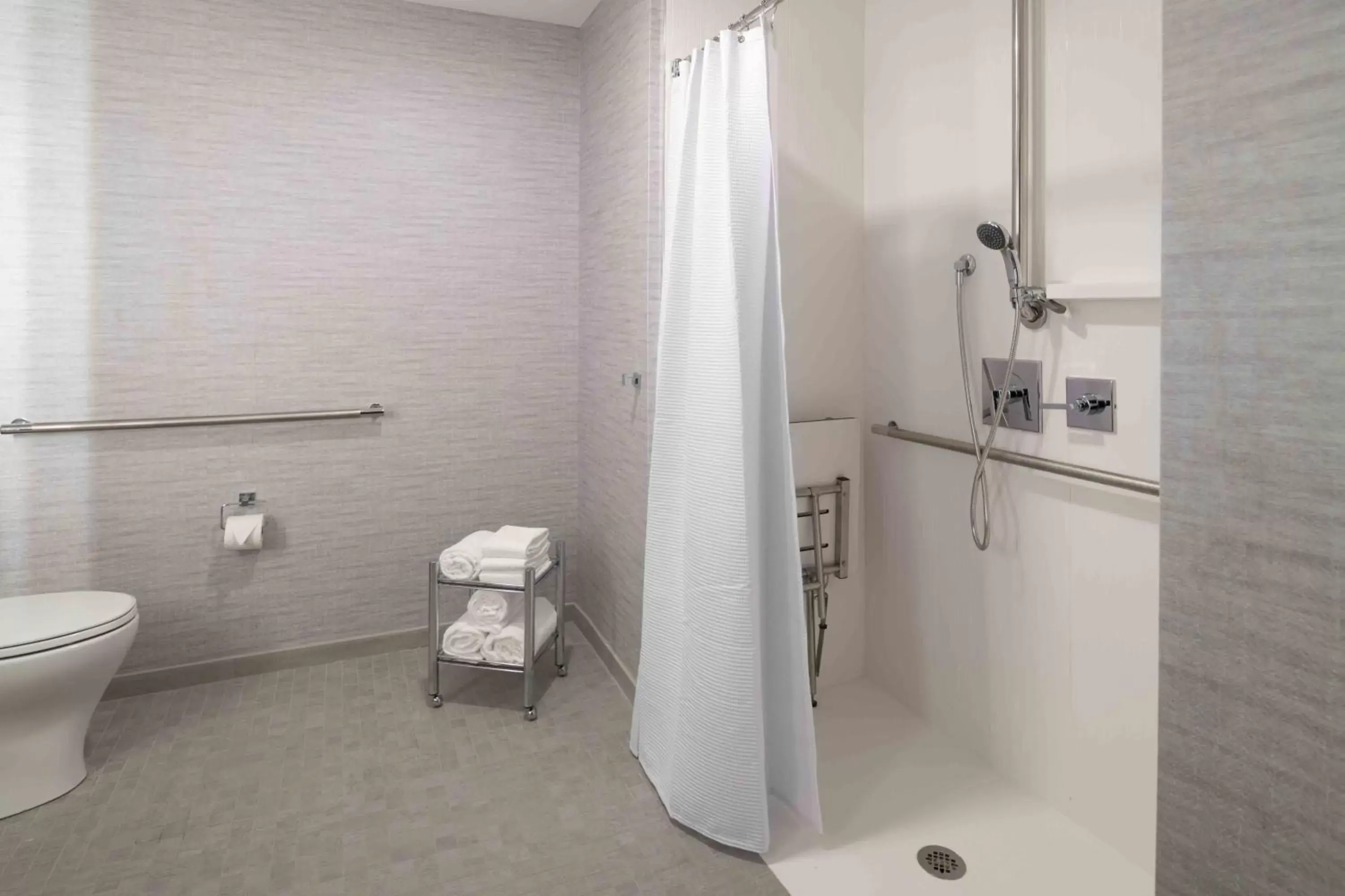 Shower, Bathroom in Staybridge Suites - Boston Logan Airport - Revere, an IHG Hotel