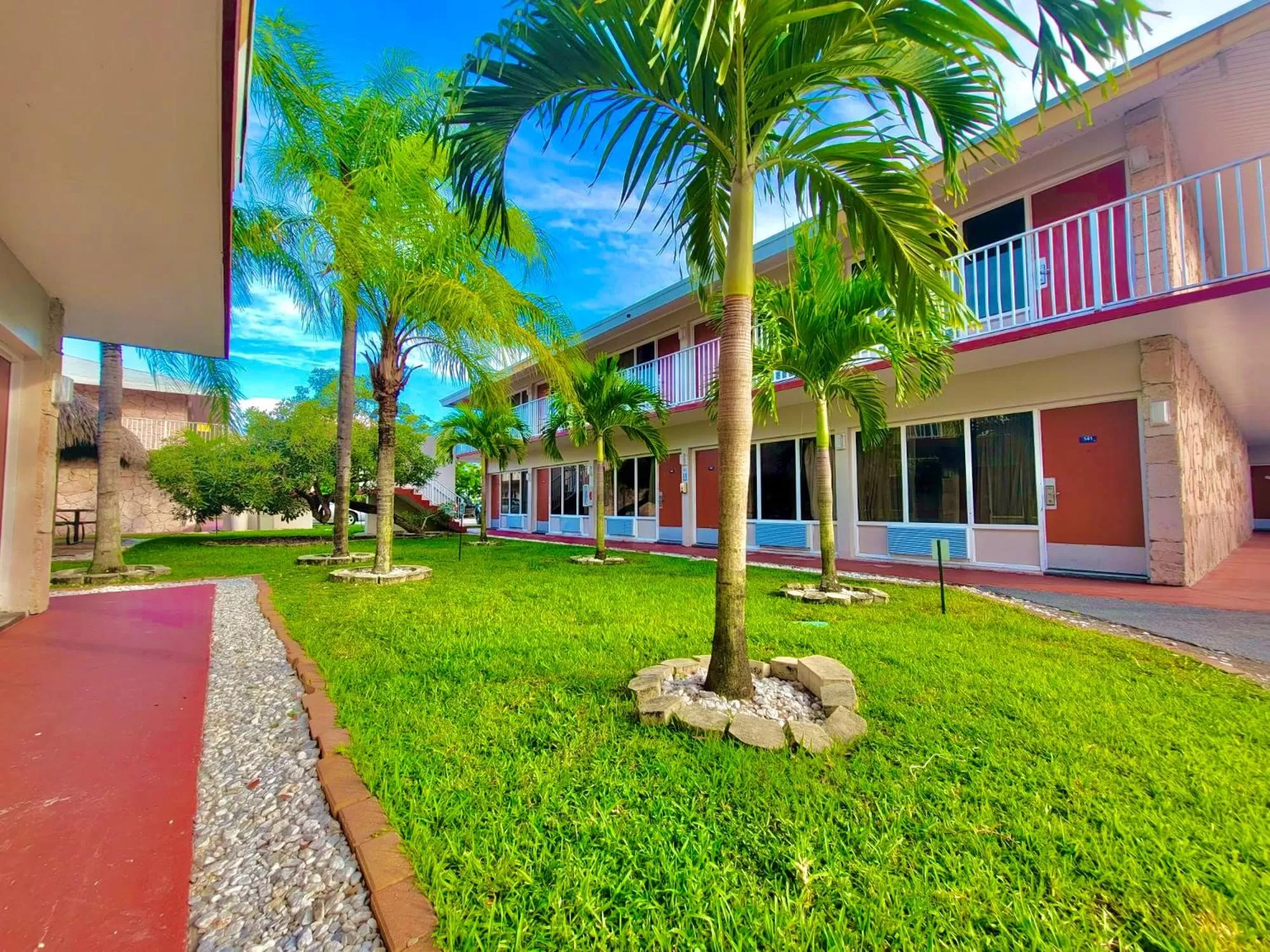 Garden, Property Building in Garden Inn of Homestead