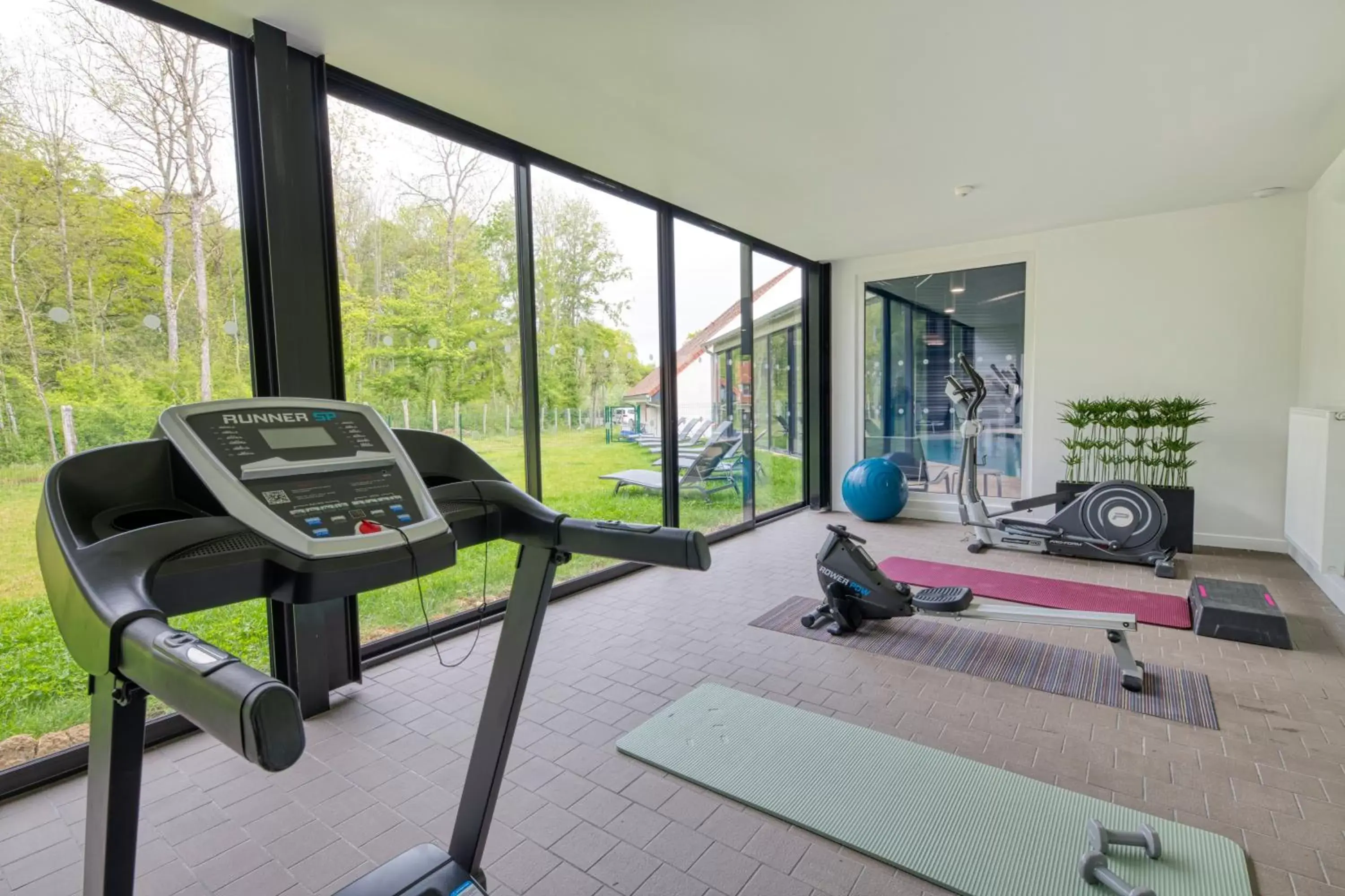 Fitness centre/facilities, Fitness Center/Facilities in Hôtel Lac d'Orient