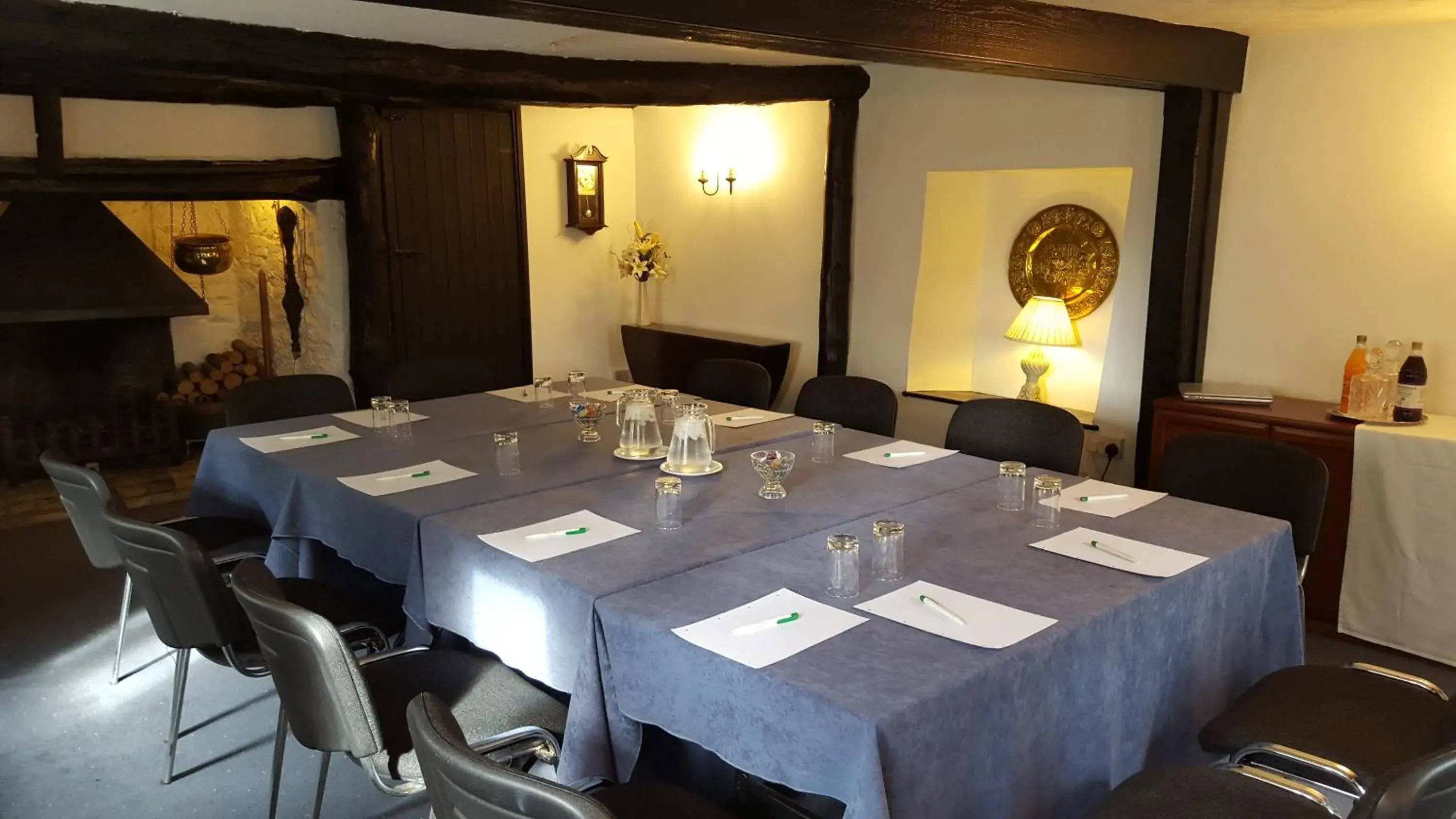 Meeting/conference room in Apple Tree Hotel
