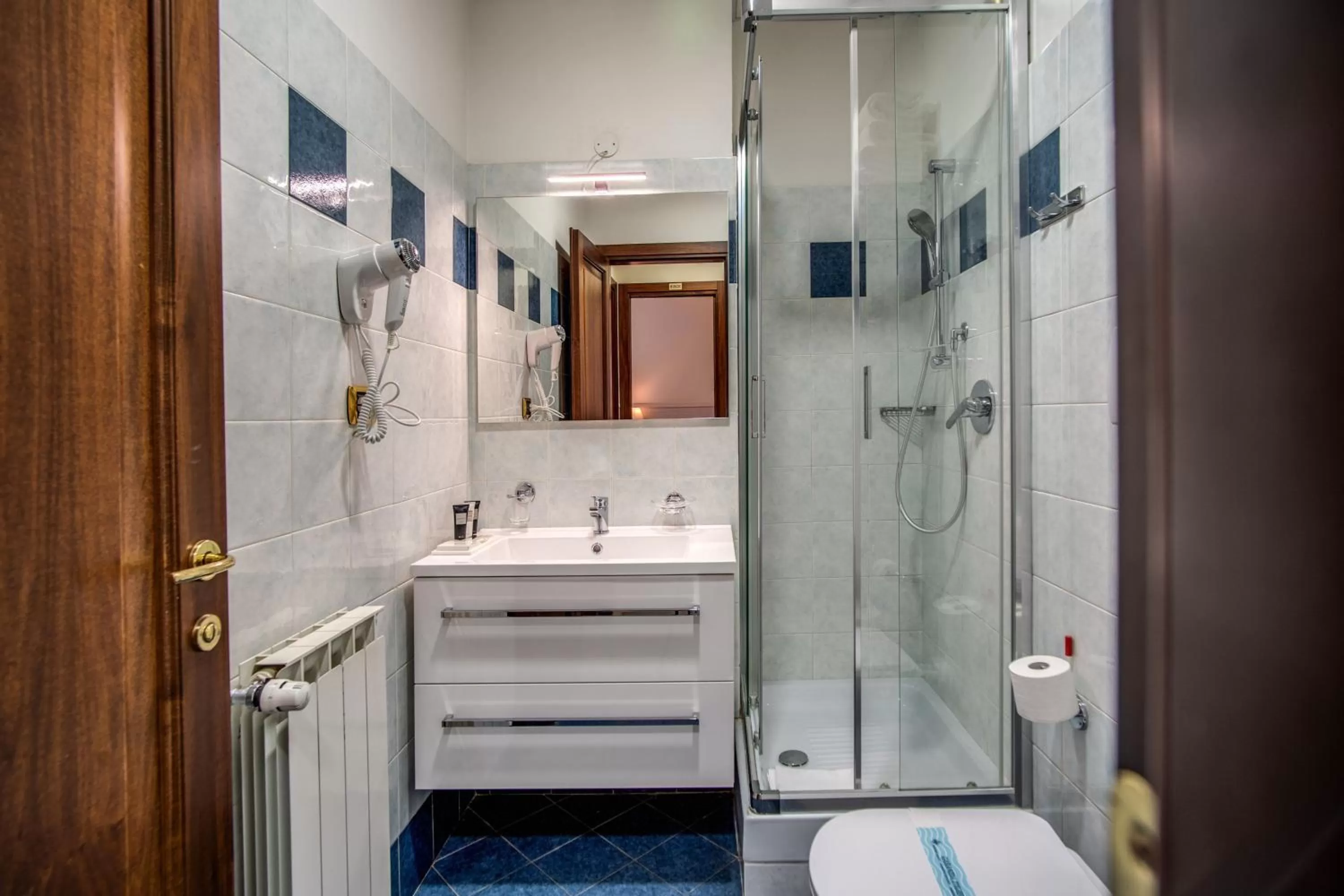 Bathroom in Hotel Ottaviano Augusto