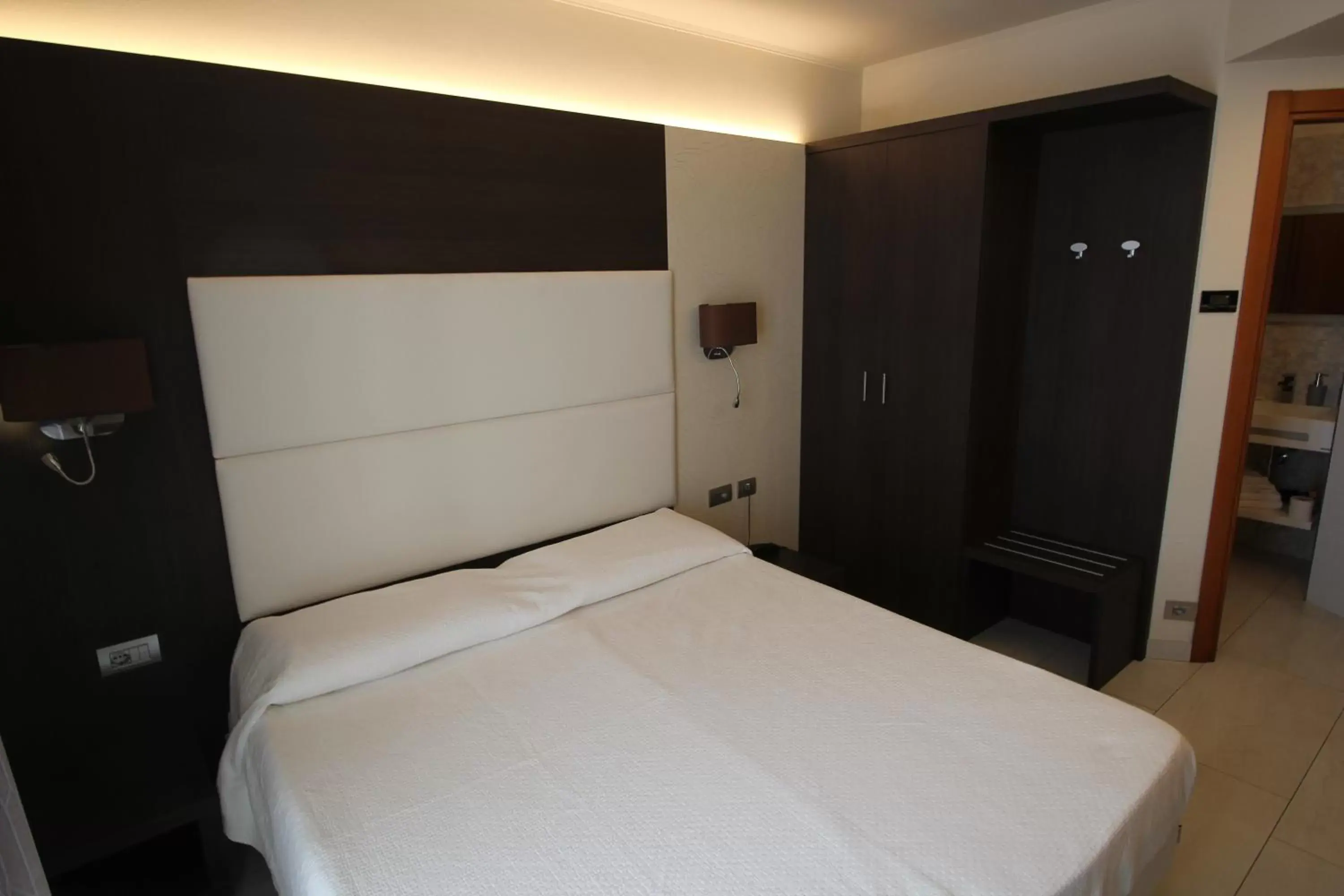 Bedroom, Bed in Del Prado