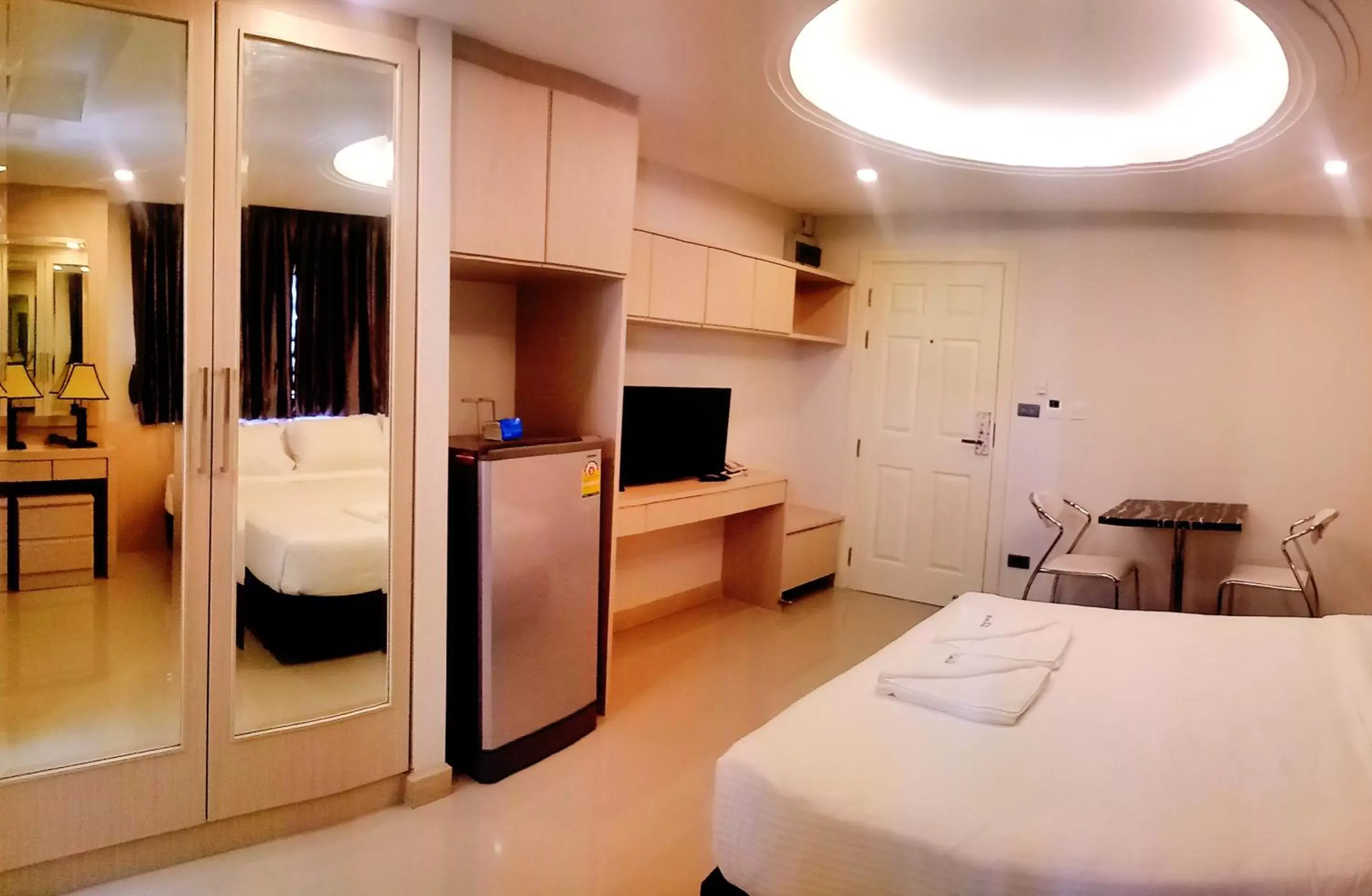 TV/Entertainment Center in B-your home Hotel Donmueang Airport Bangkok -SHA Certified SHA Plus