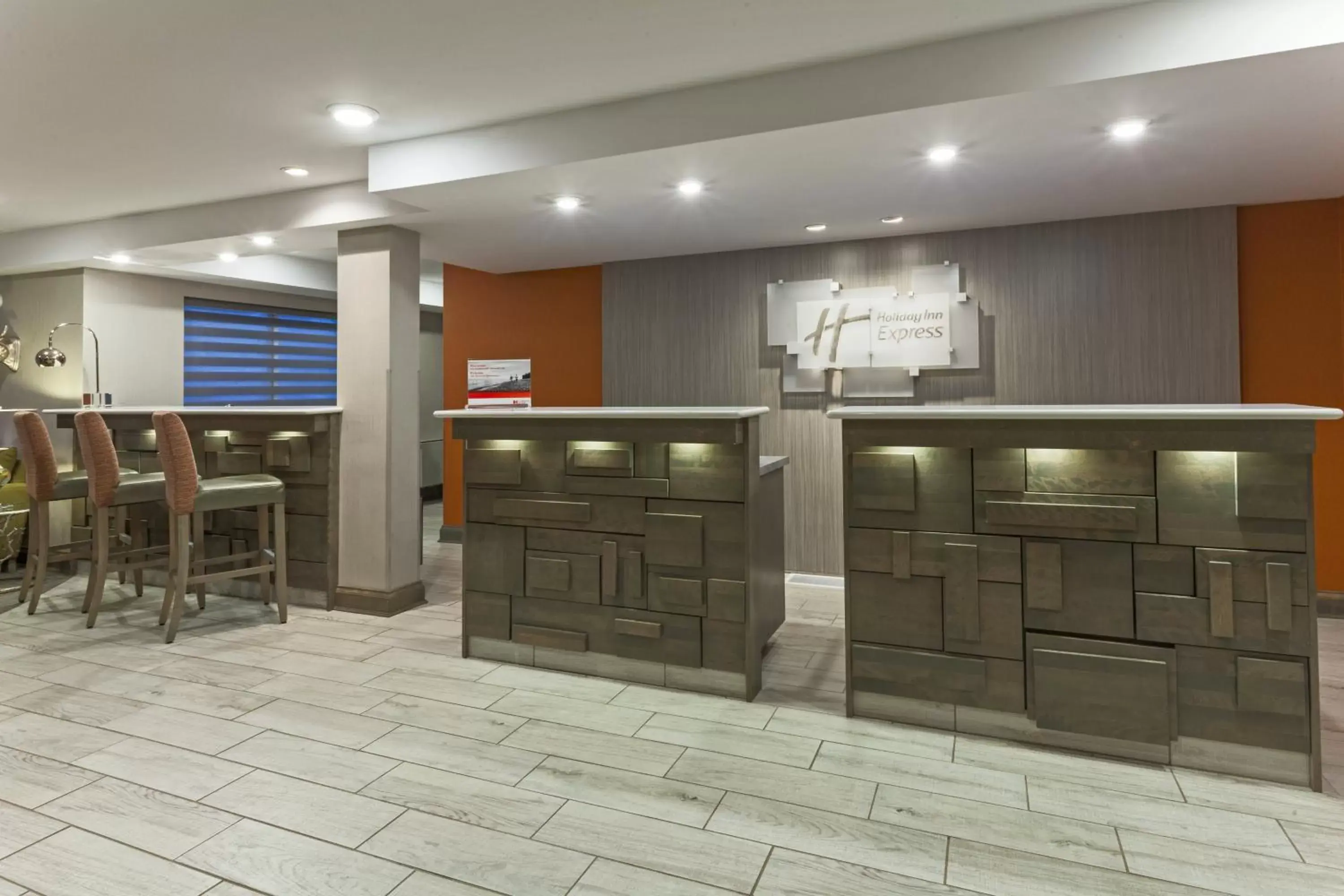 Property building in Holiday Inn Express Hotel & Suites Uptown Fredericton by IHG Property building in Holiday Inn Express Hotel & Suites Uptown Fredericton by IHG