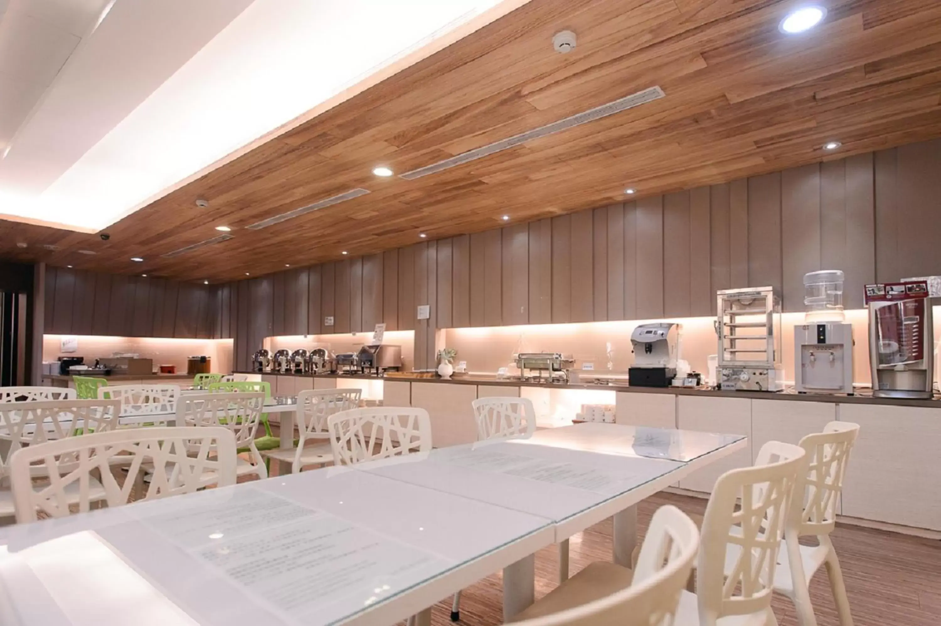 Restaurant/places to eat in Kiwi Express Hotel - Kaohsiung Station Restaurant/places to eat in Kiwi Express Hotel - Kaohsiung Station