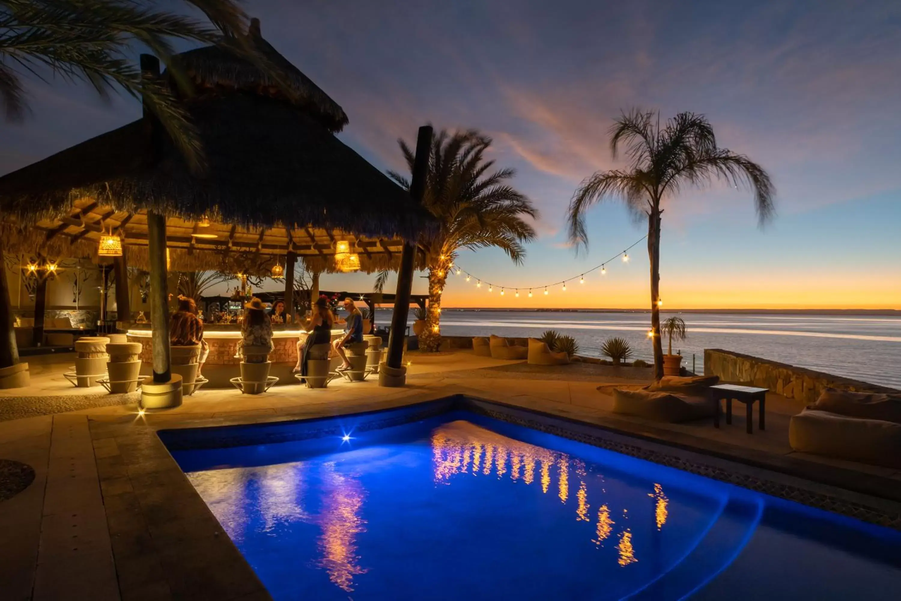 Lounge or bar, Swimming Pool in ORCHID HOUSE BAJA