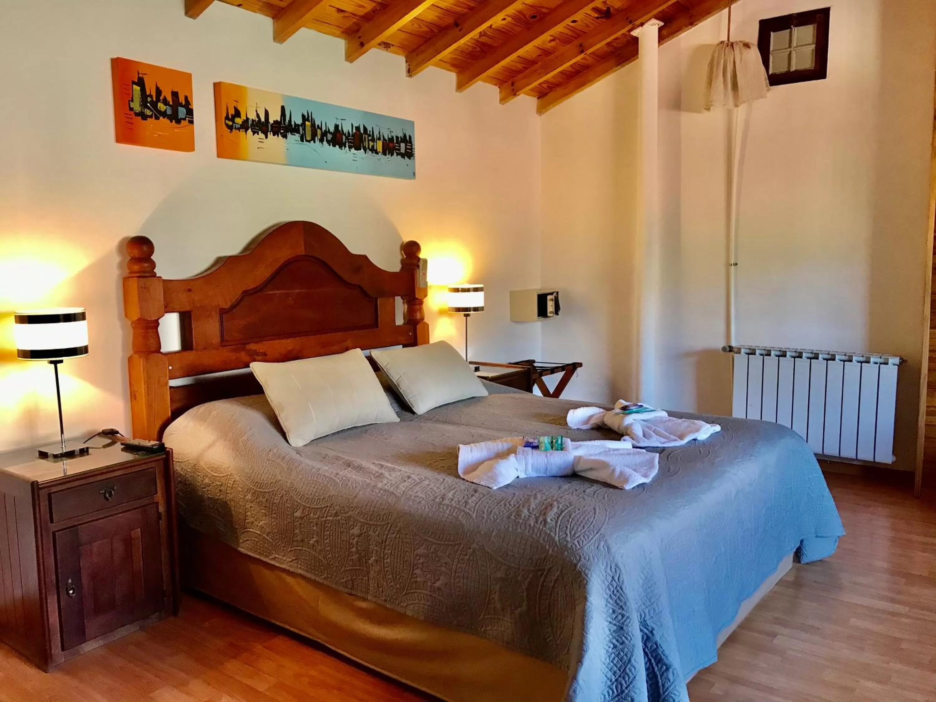 Superior Triple Room in Hostería Lida