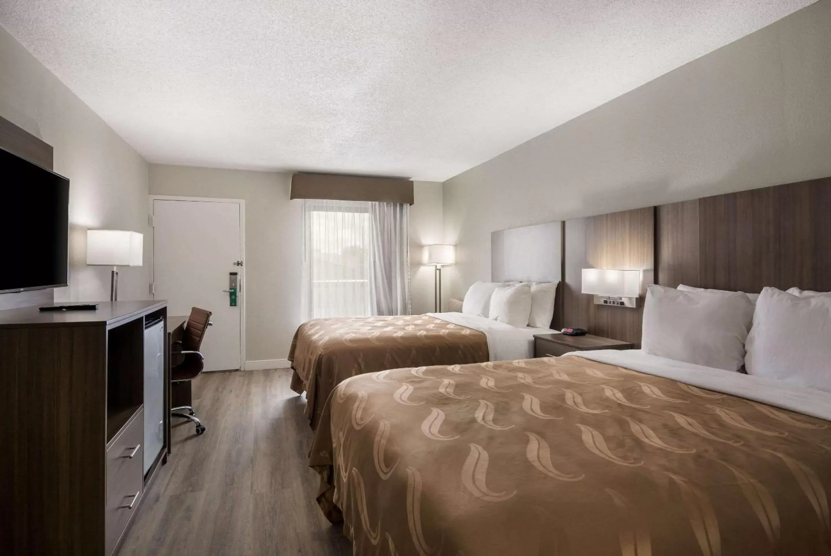 Bedroom, Bed in Quality Inn Emporia Bedroom, Bed in Quality Inn Emporia