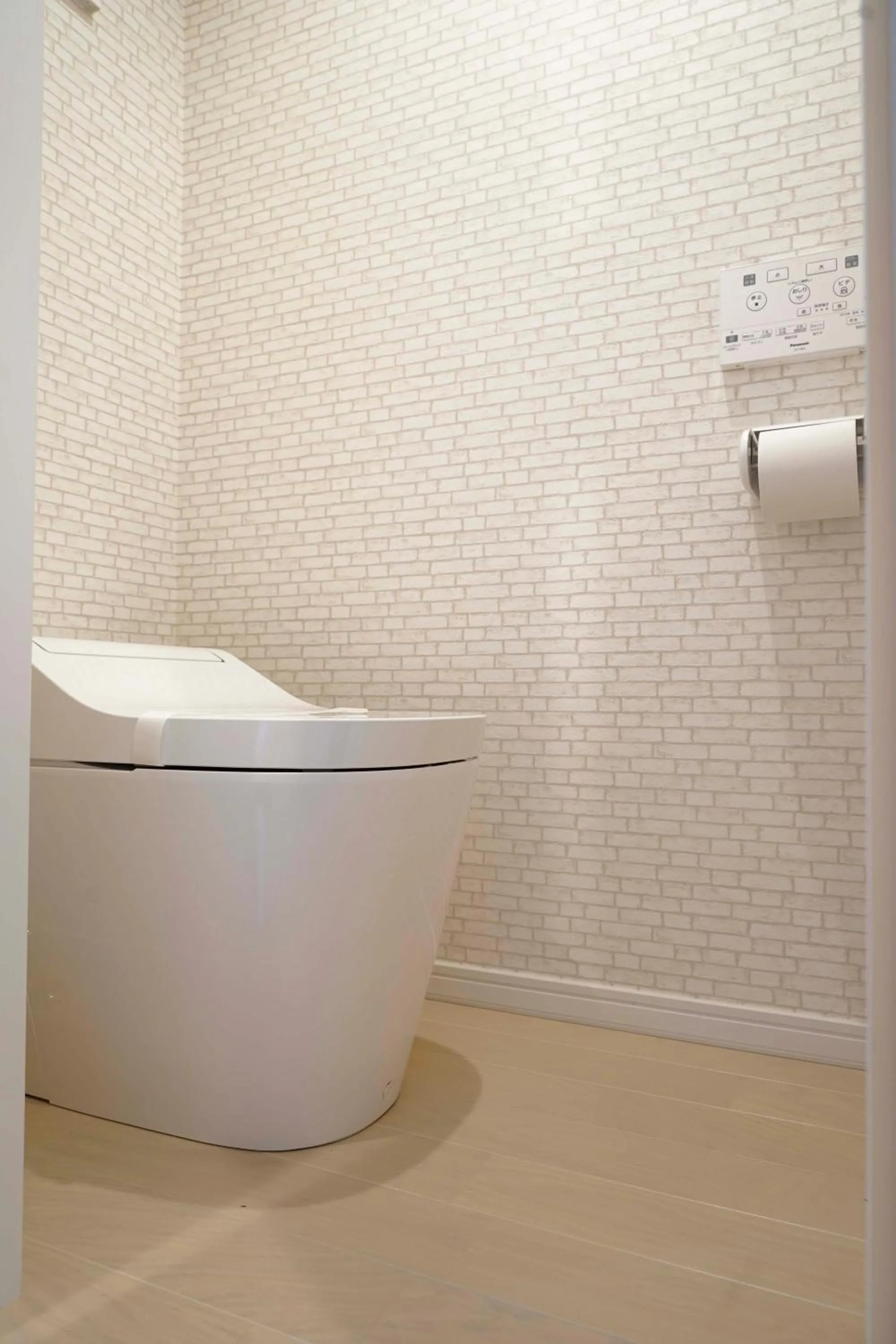 Toilet in Blue Empire Hotel