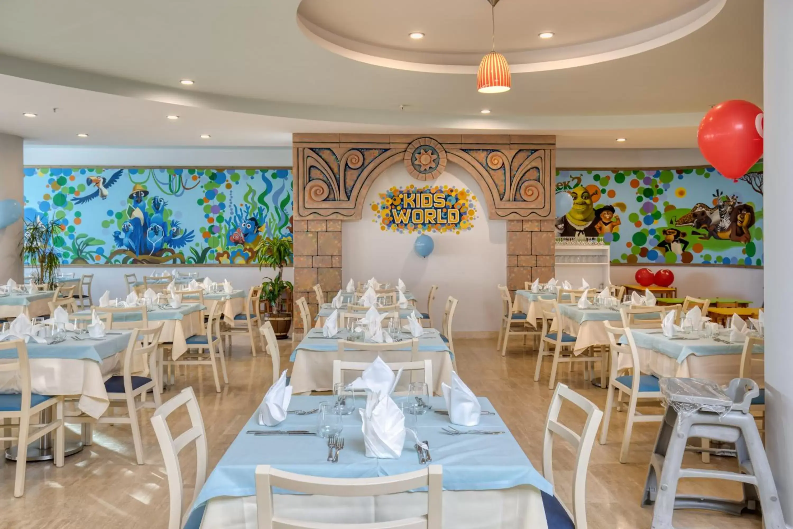 Restaurant/Places to Eat in La Blanche Resort & Spa