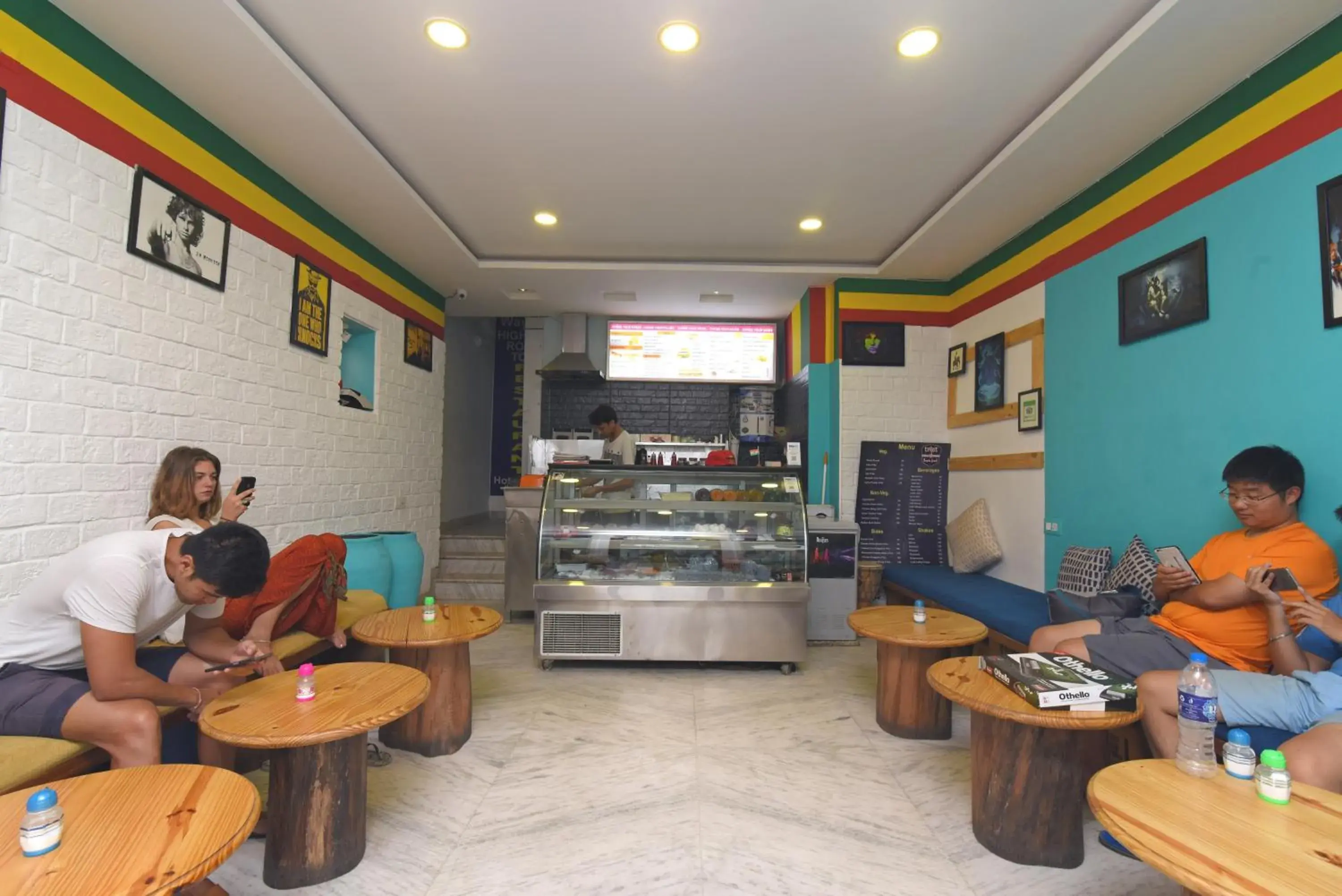 Restaurant/places to eat in Banjara Hostel