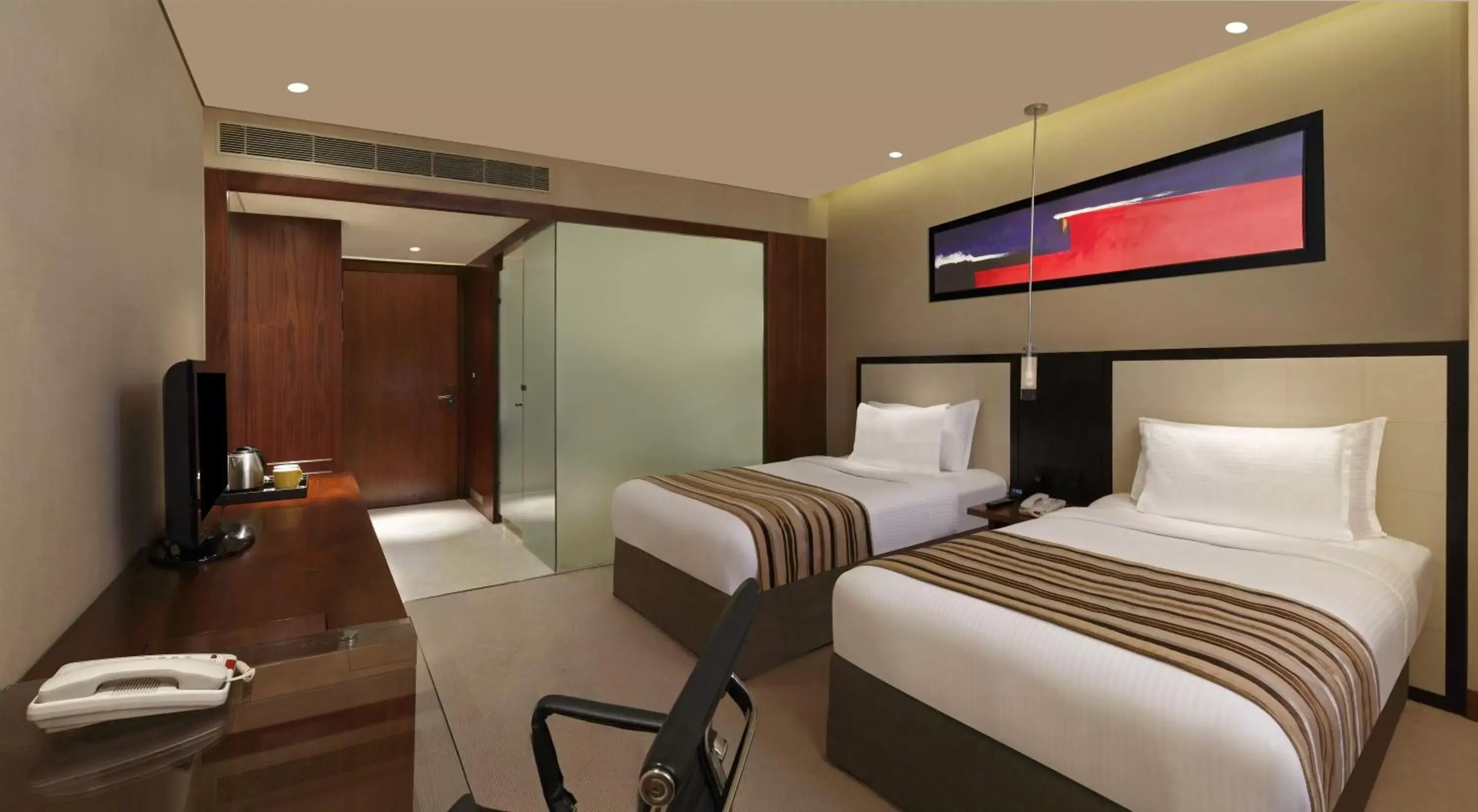 Bed in DoubleTree By Hilton-Pune Chinchwad