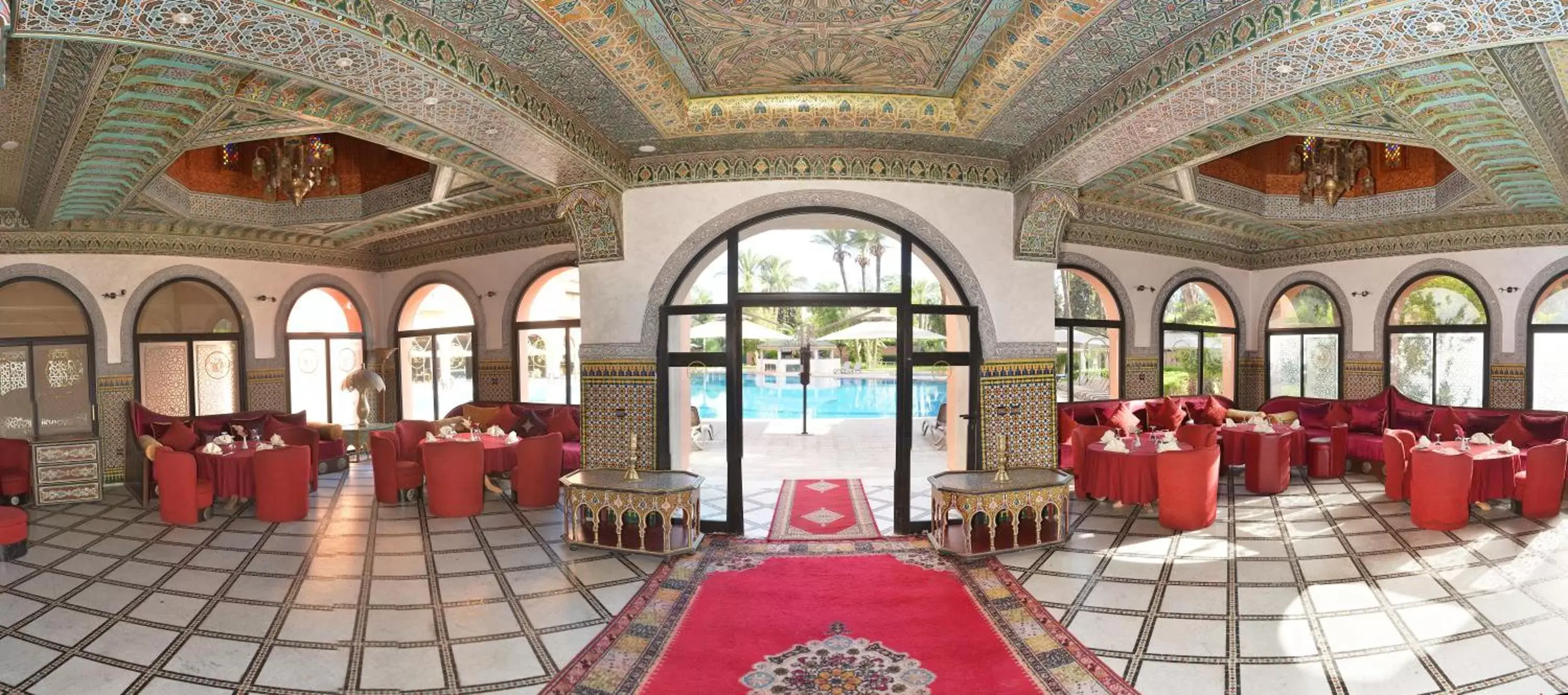 Restaurant/places to eat in Royal Mirage Deluxe Restaurant/places to eat in Royal Mirage Deluxe