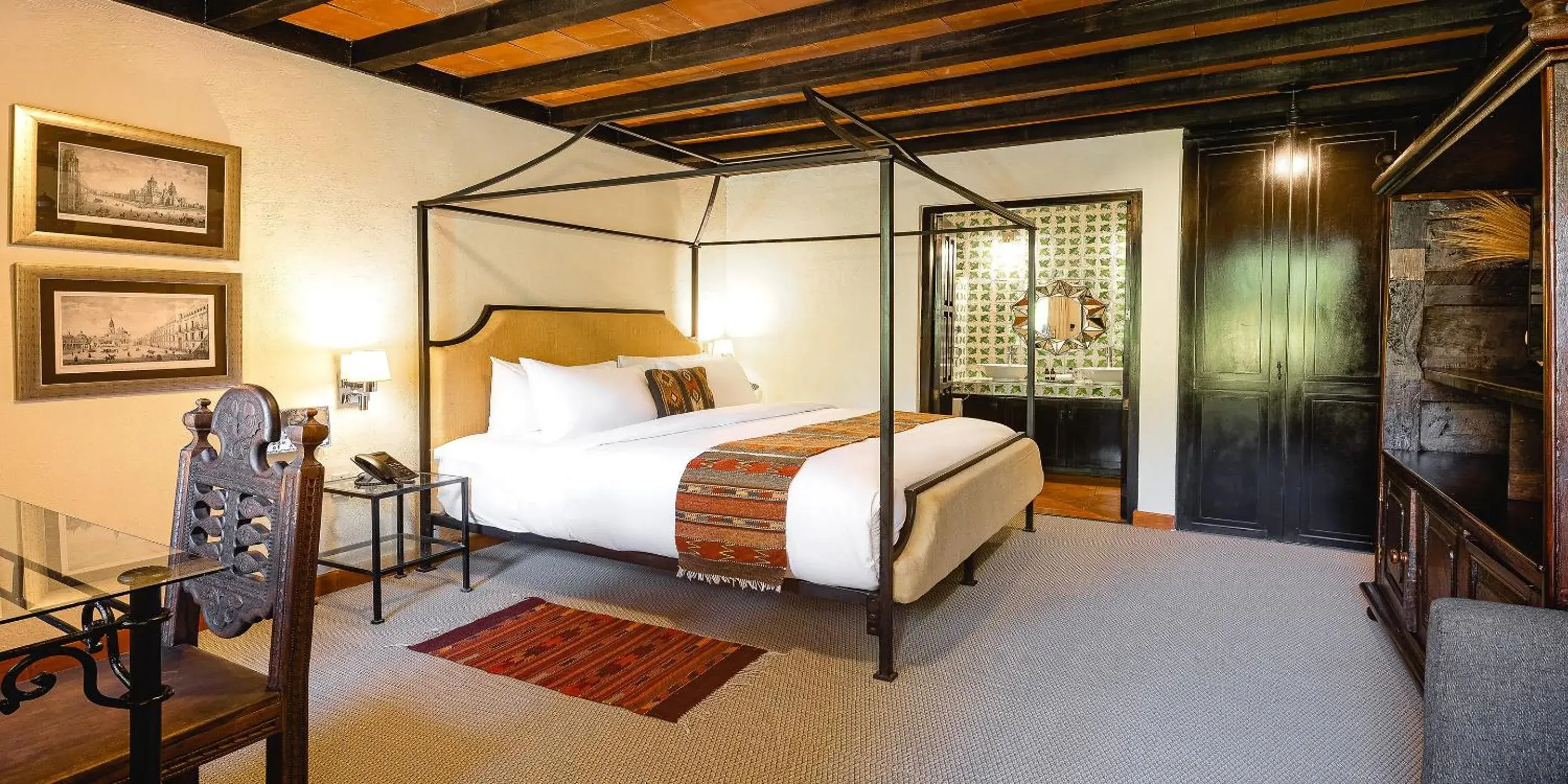 Photo of the whole room, Bed in Hacienda El Santuario San Miguel de Allende