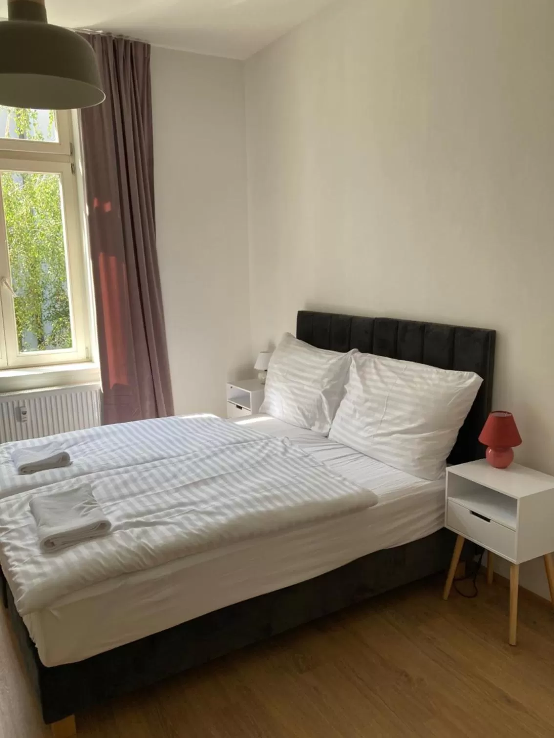 Bed in Žižkov tower suites