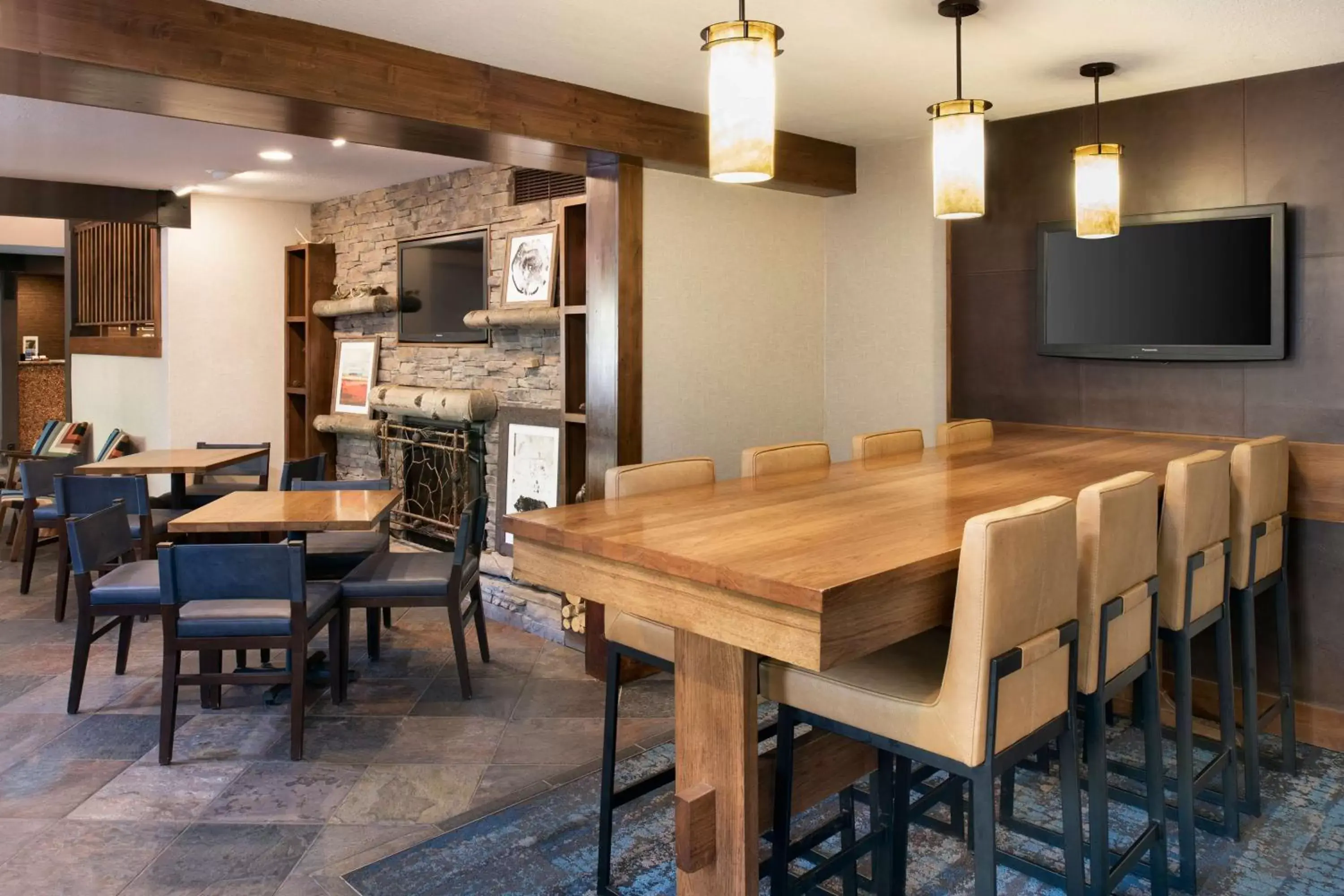 Lobby or reception, Dining Area in Hampton Inn Jackson Hole