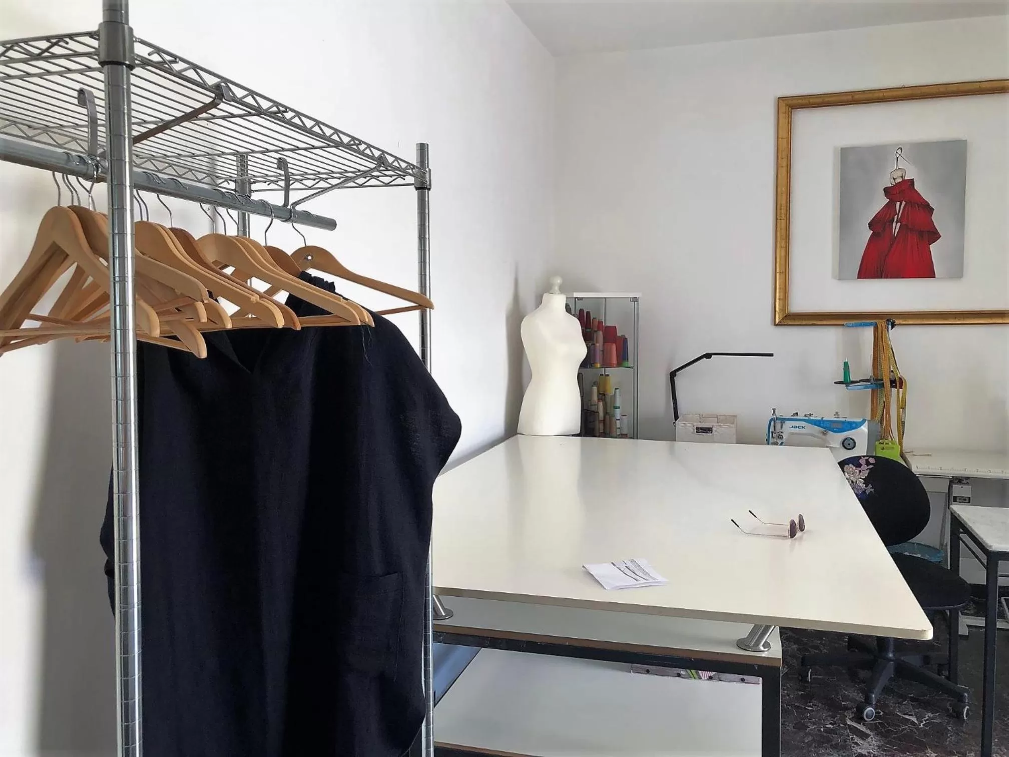 hair dresser in B&B Fashion style