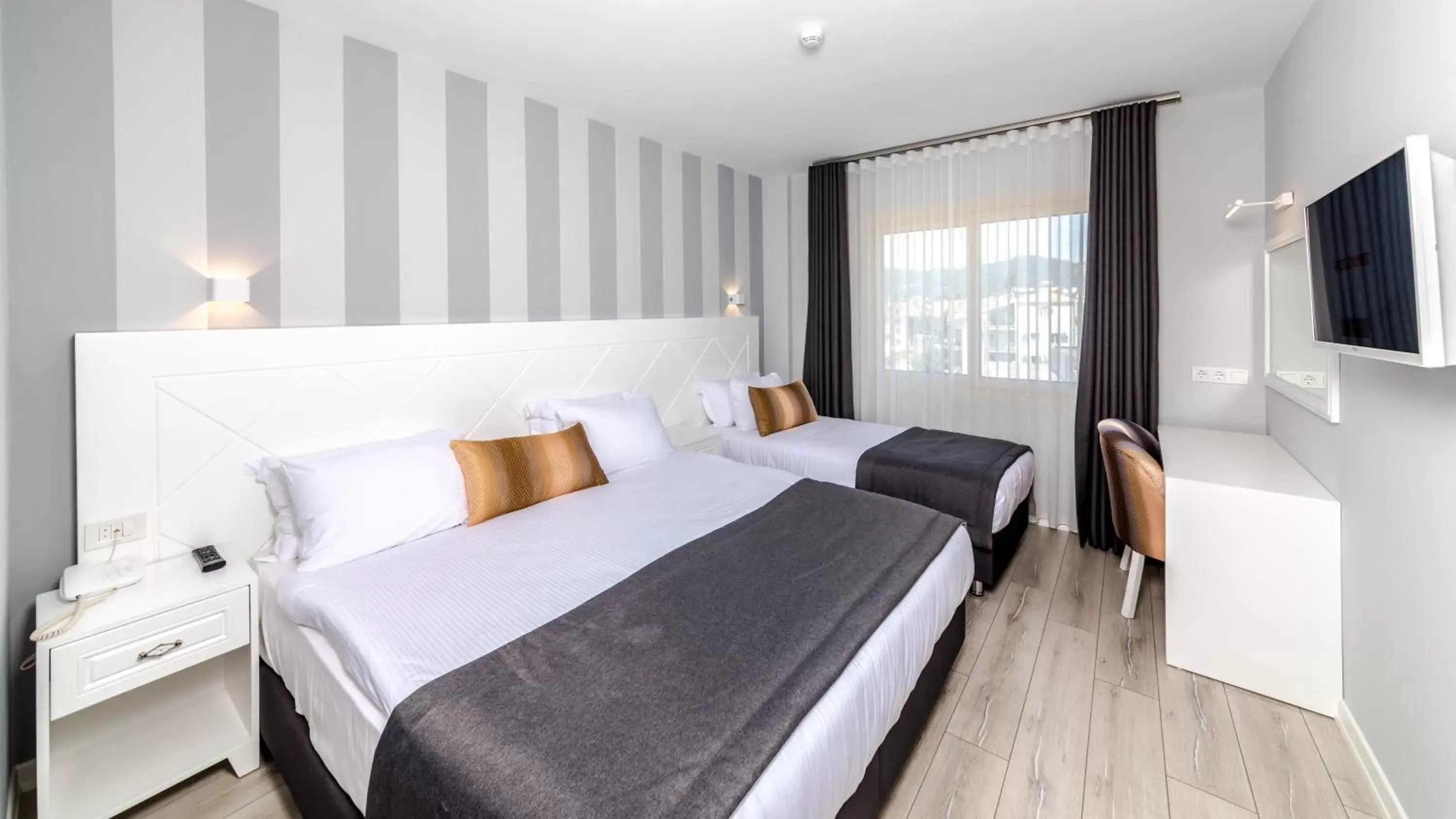 Massage, Bed in Motto Premium Hotel&Spa