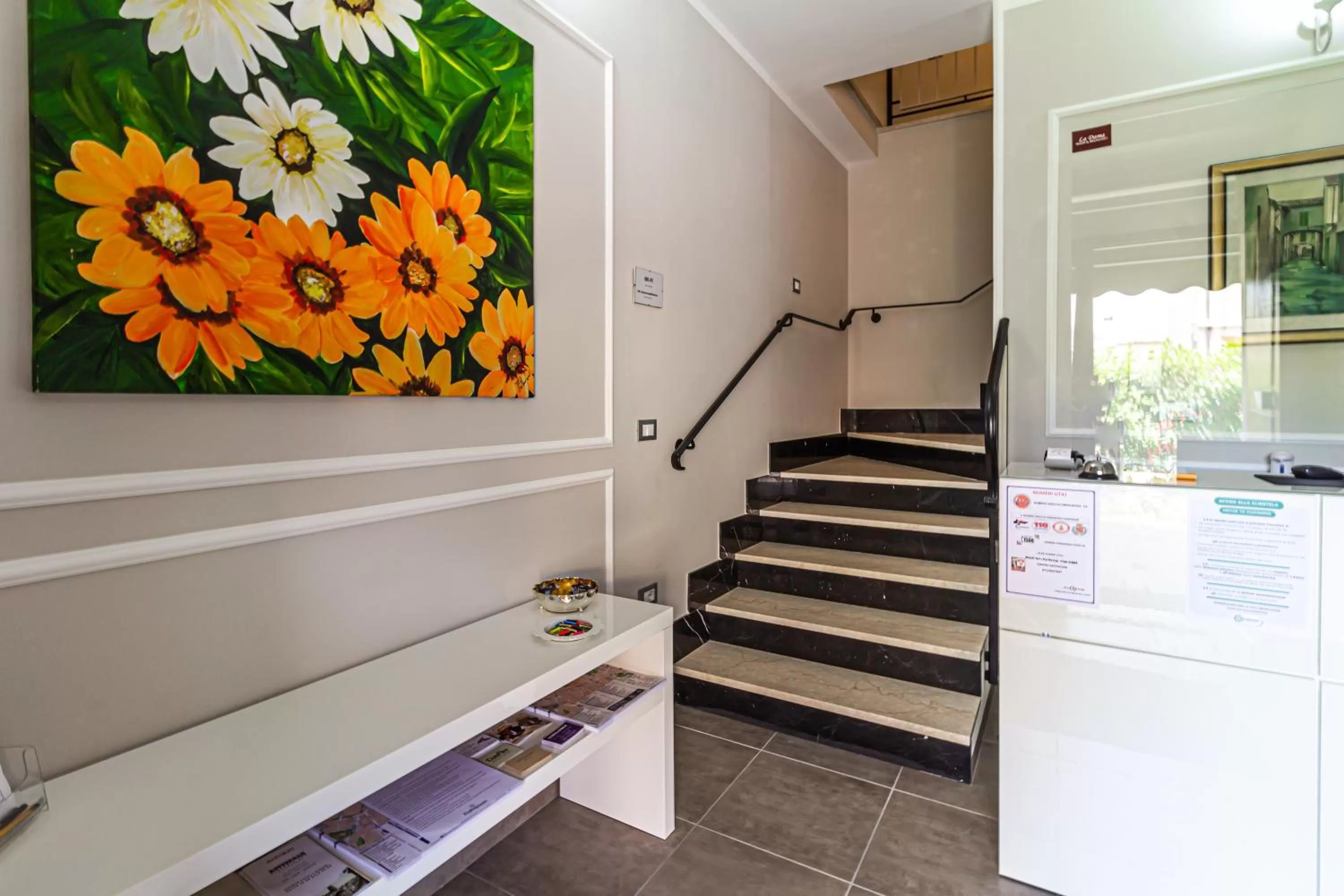 Facade/entrance in LA DAMA ROOM&BREAKFAST