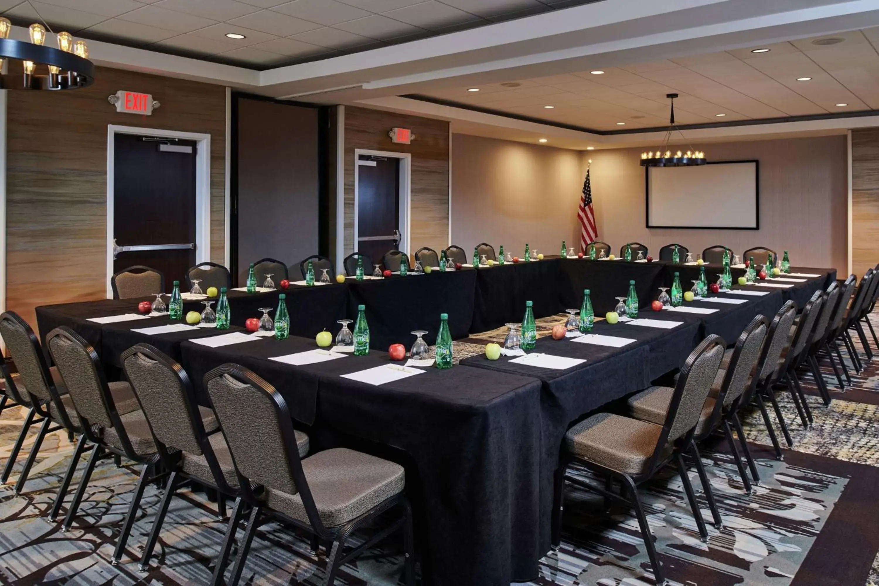 Meeting/conference room in Doubletree By Hilton Raleigh Crabtree Valley