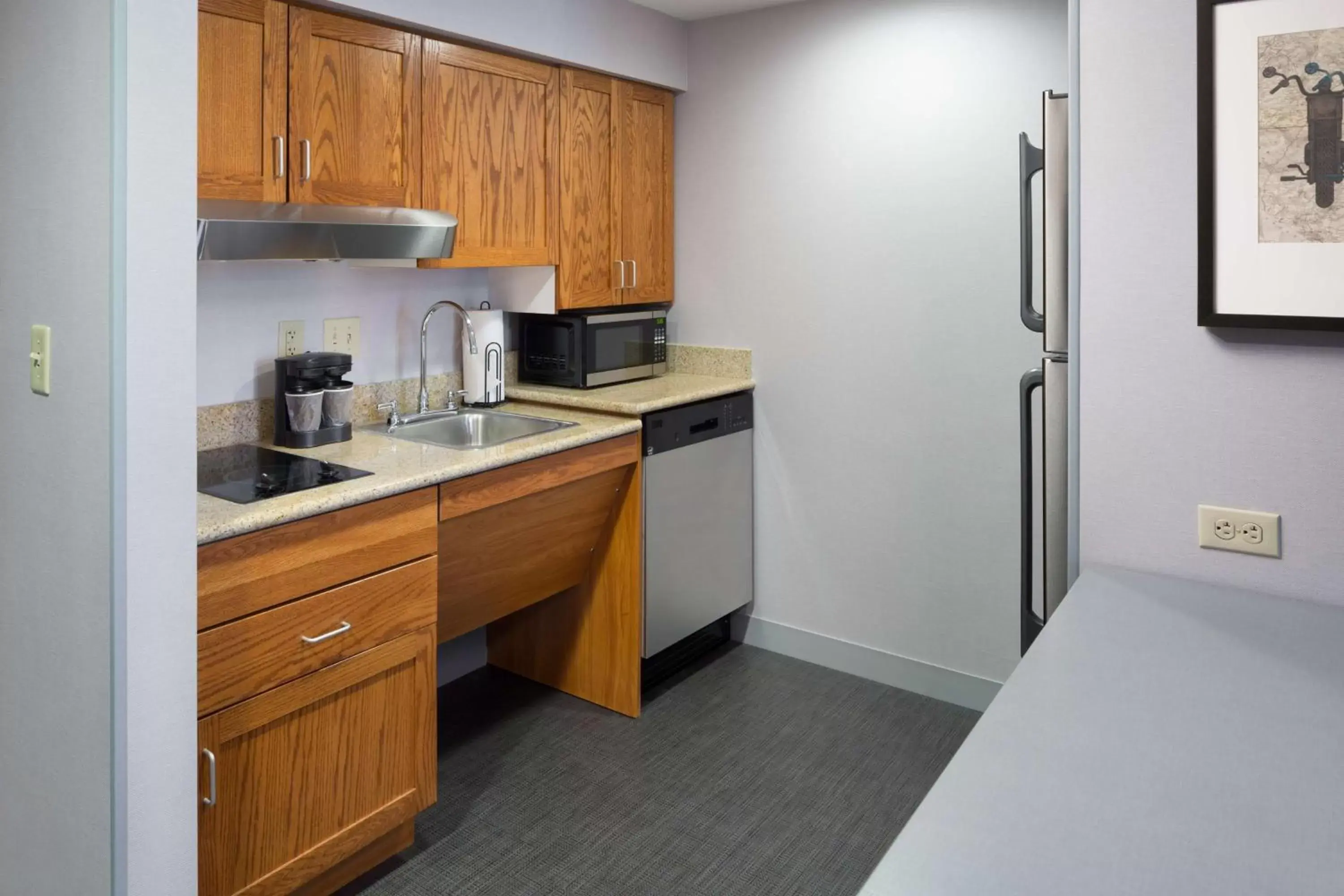 Kitchen or kitchenette, Kitchen/Kitchenette in Homewood Suites by Hilton Newburgh-Stewart Airport