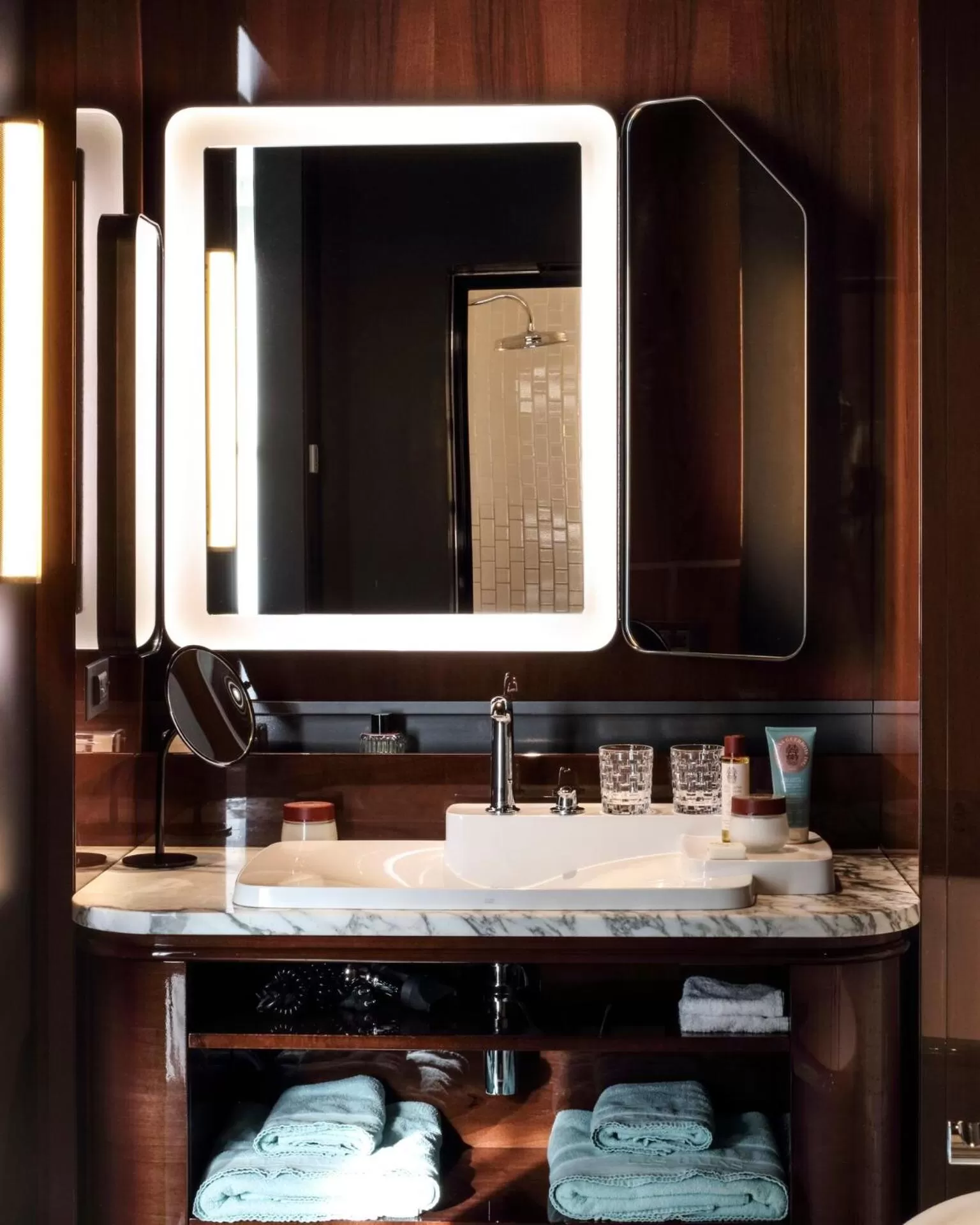 Bathroom in Hotel Les Bains Paris