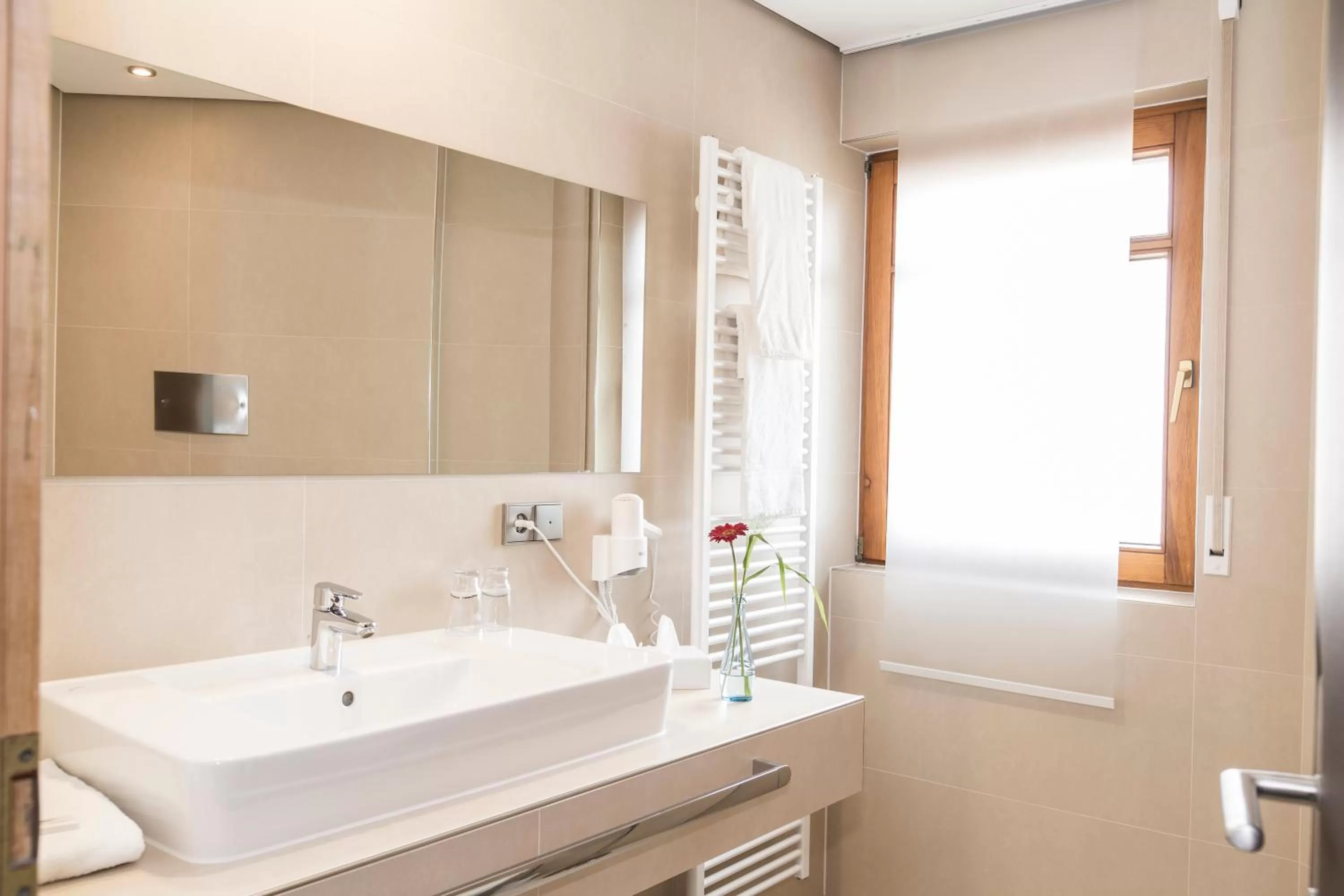 Photo of the whole room in Hotel & Restaurant Becher