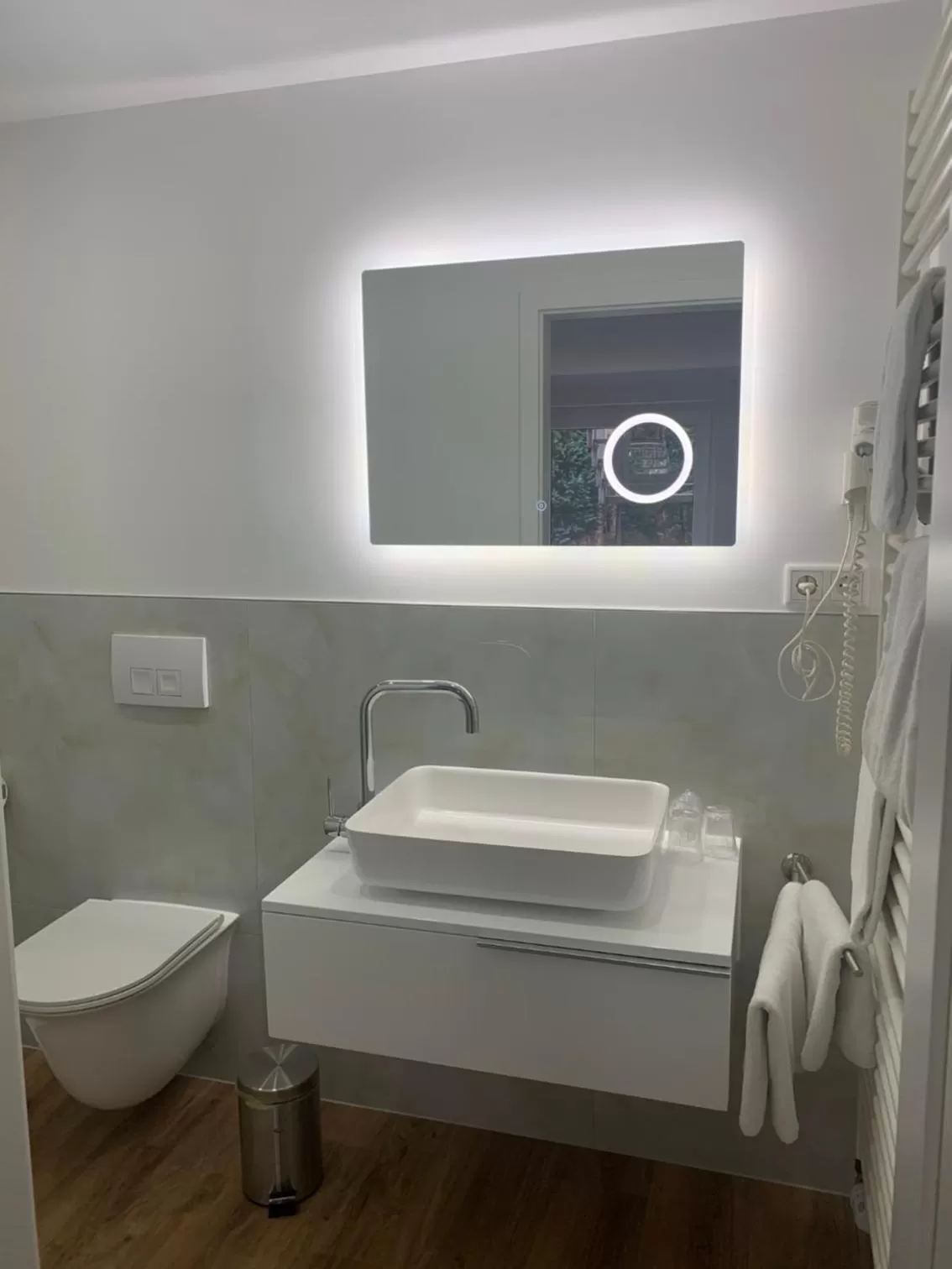 Bathroom in RobrookS Hotel Garni