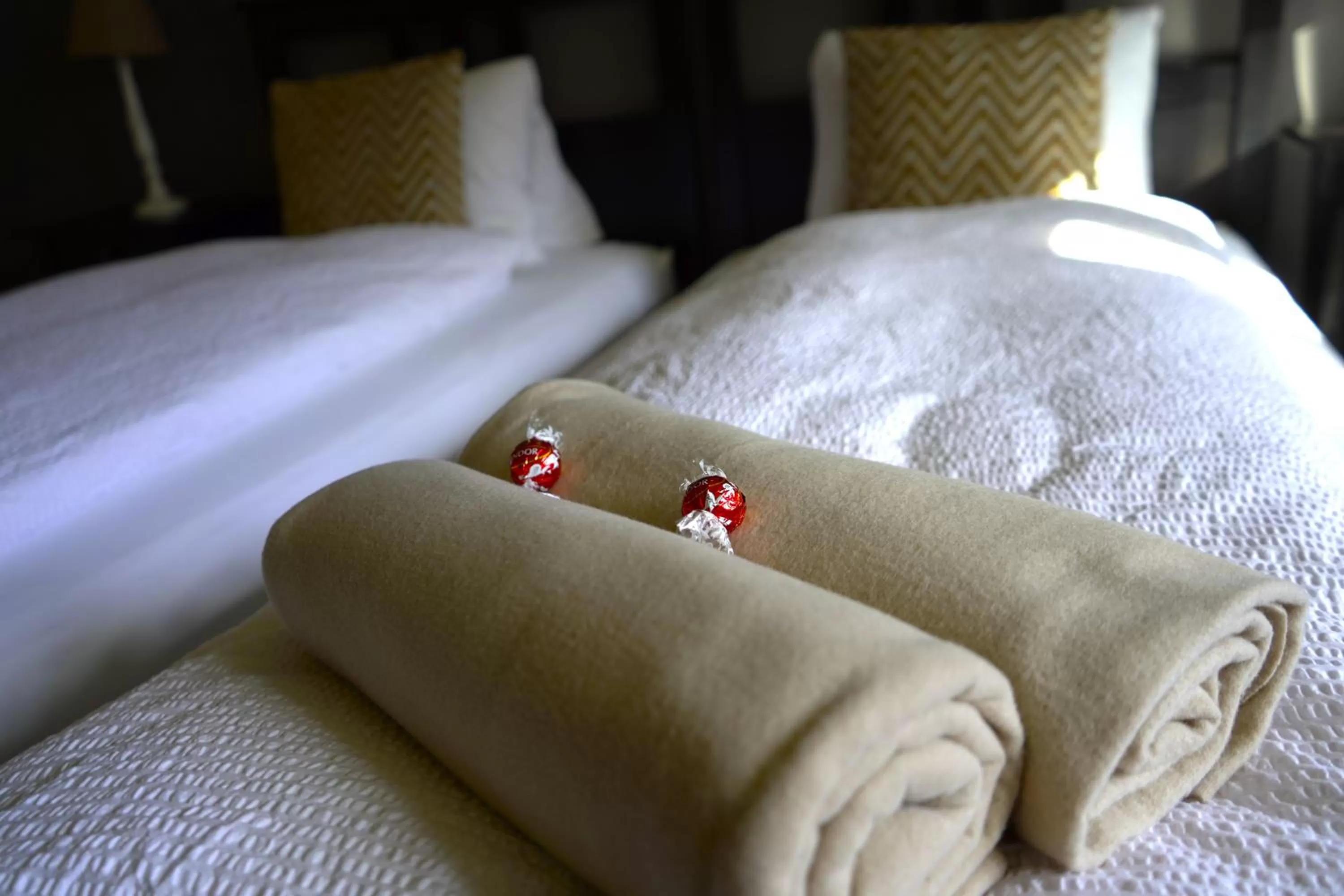 Bed in Alpenrose Hotel and Gardens