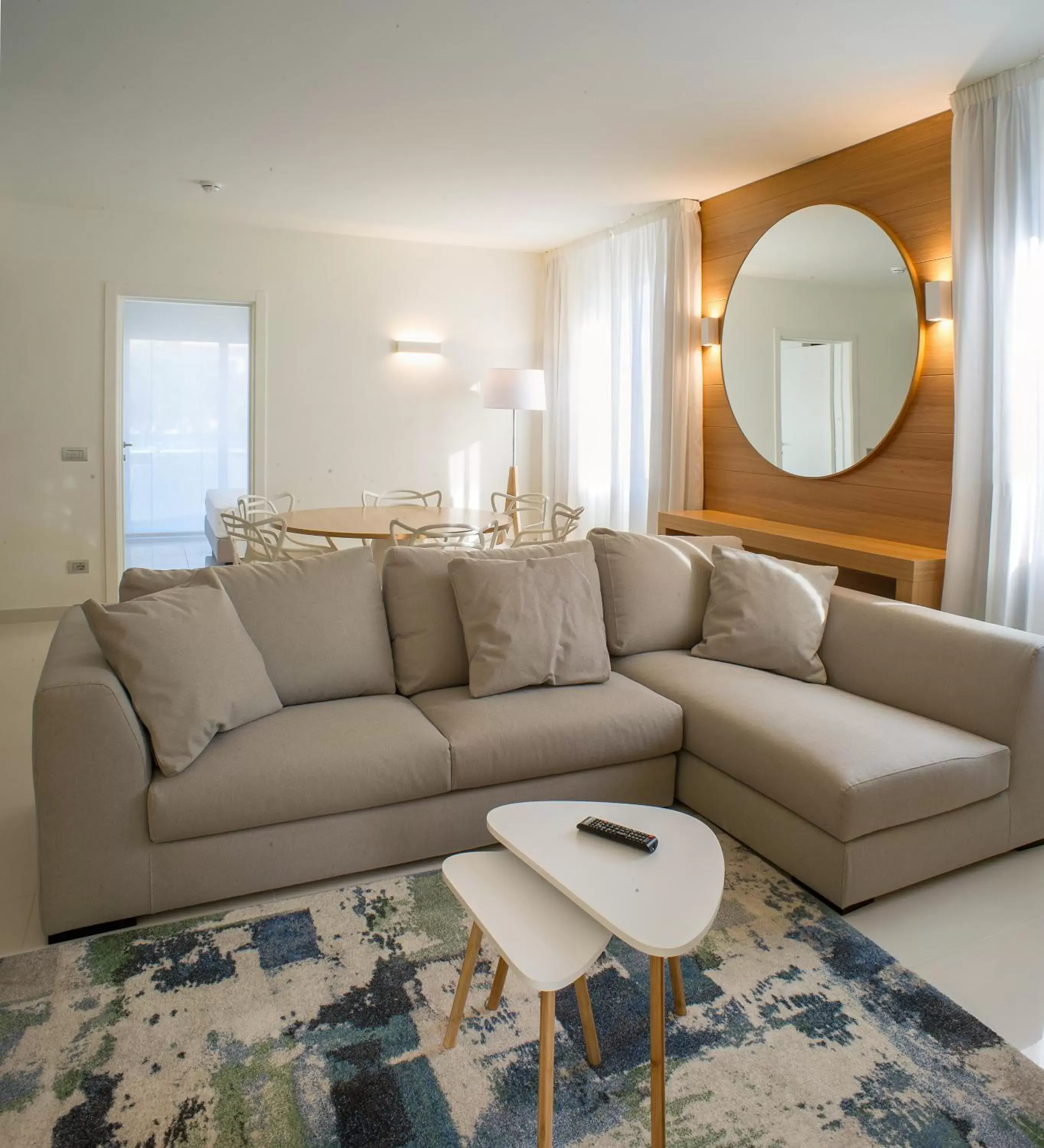 Living room, Seating Area in Metropol Ceccarini Suite