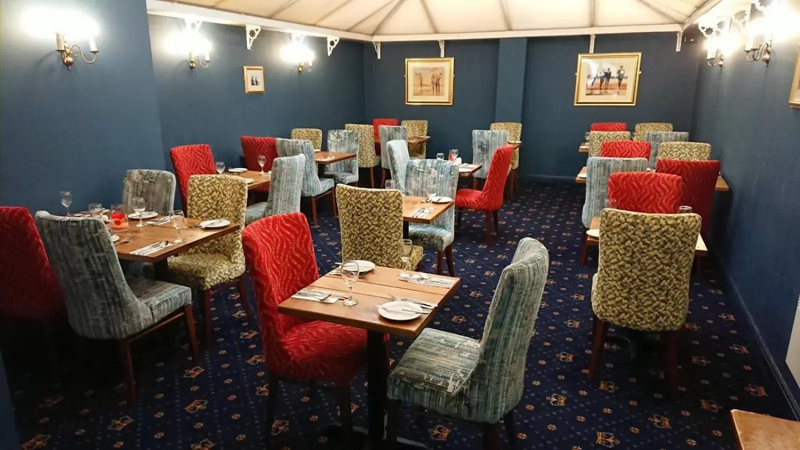 Dining area, Restaurant/Places to Eat in The Queens Hotel