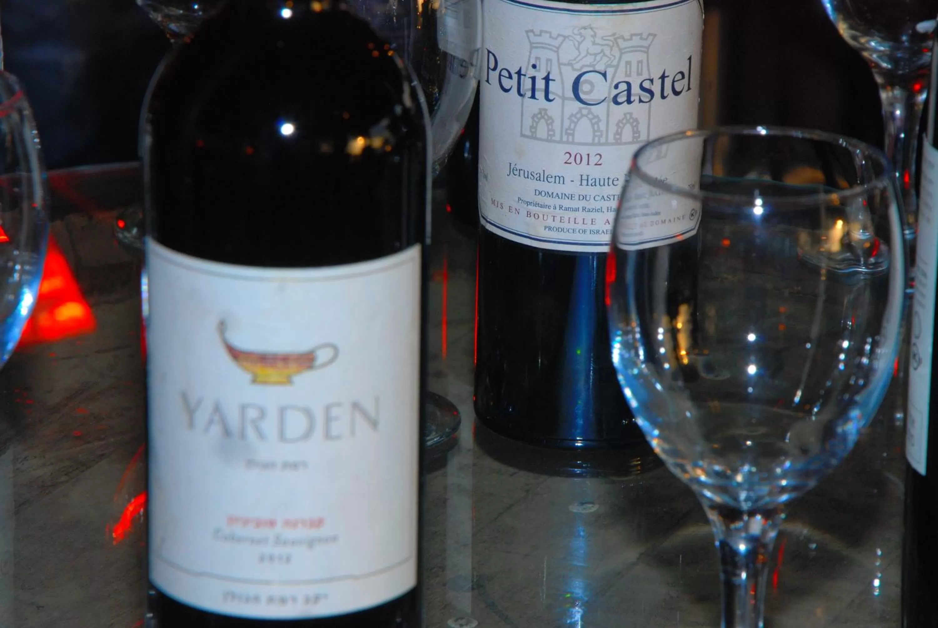 Alcoholic drinks in Hotel Maman