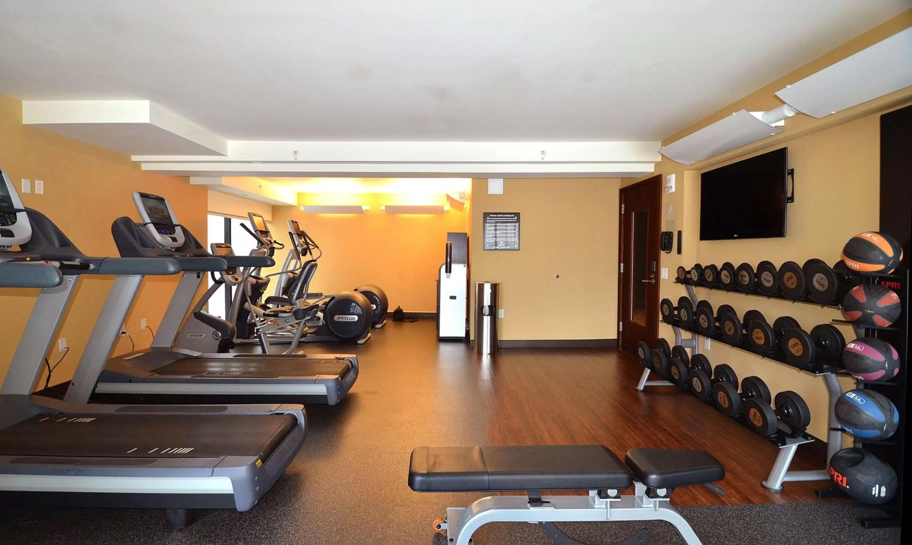 Fitness centre/facilities in Hilton Grand Vacations Club Hokulani Waikiki Honolulu