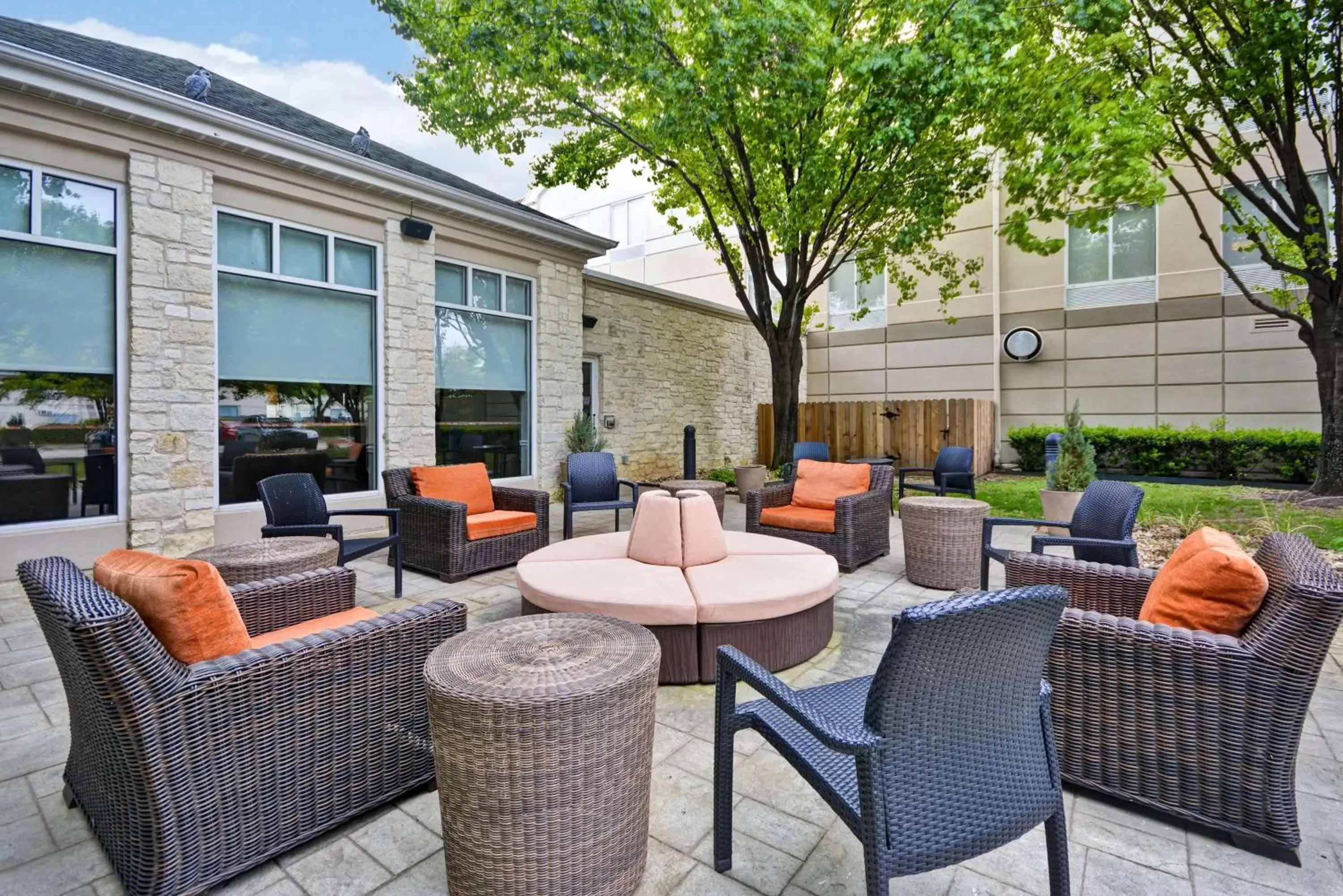 Patio in Hilton Garden Inn Austin Round Rock