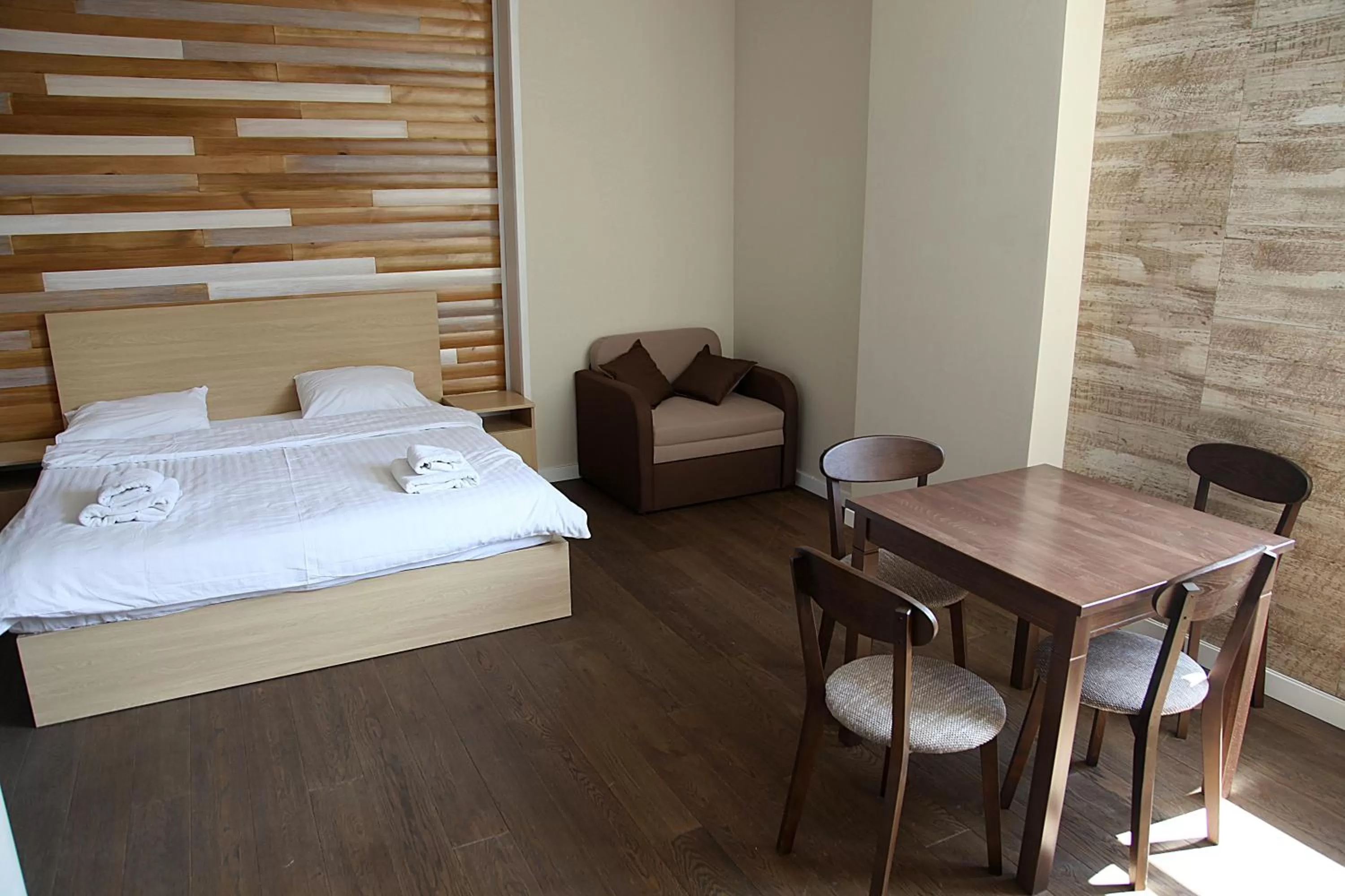 Photo of the whole room in irisHotels