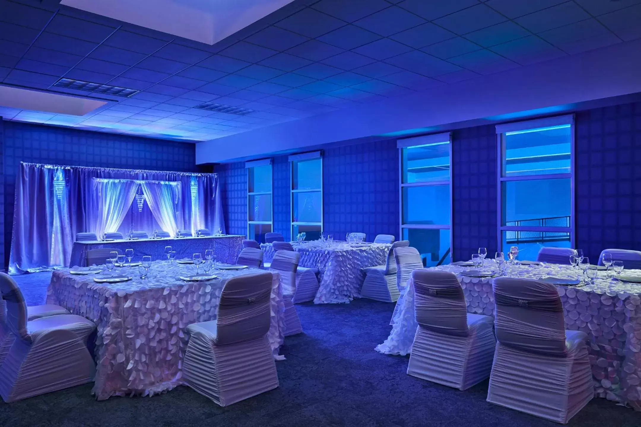 Banquet Facilities in Aloft Hotel Calgary University