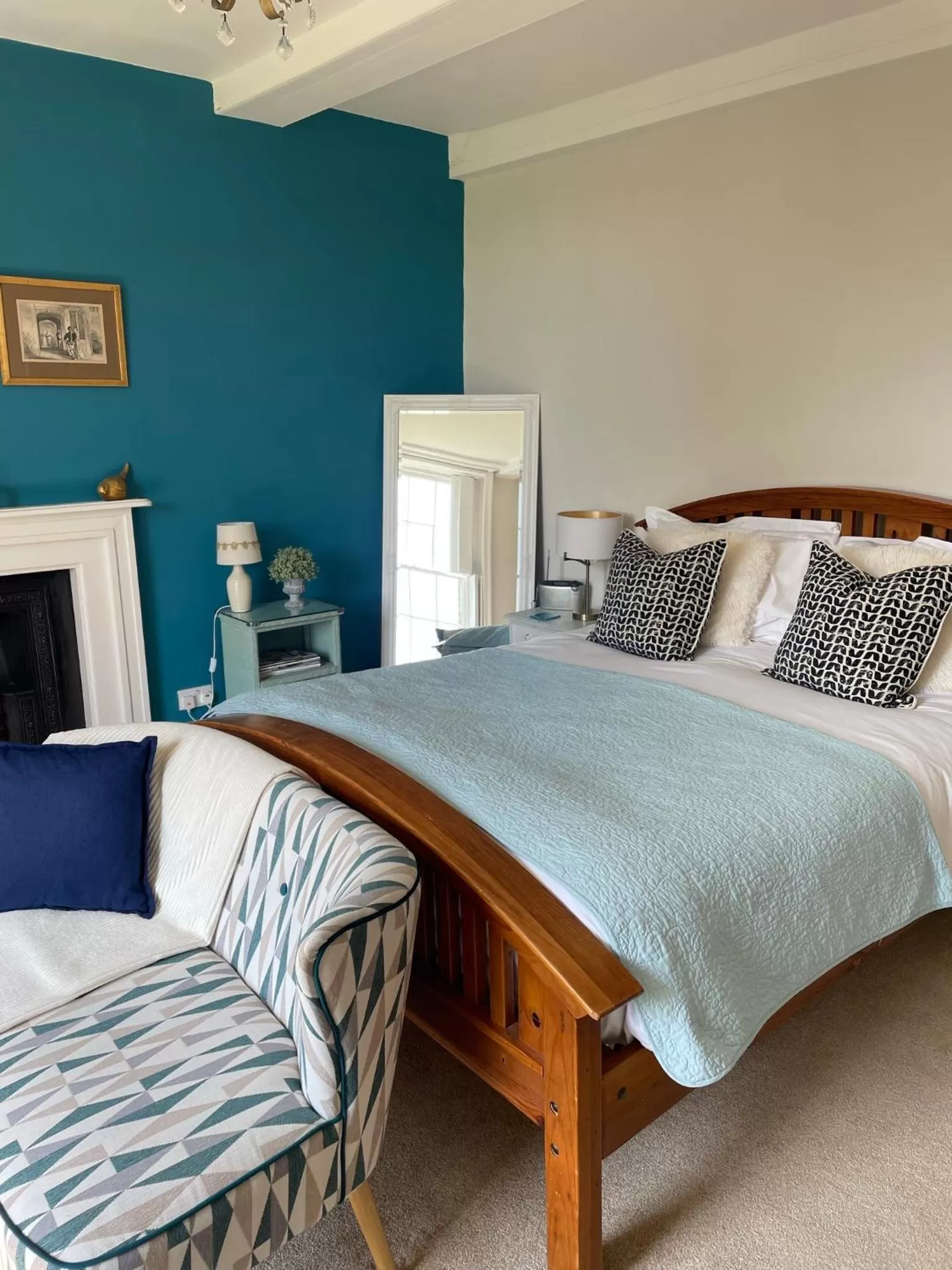 King Room with Garden View and private external bathroom  in Goss Hall