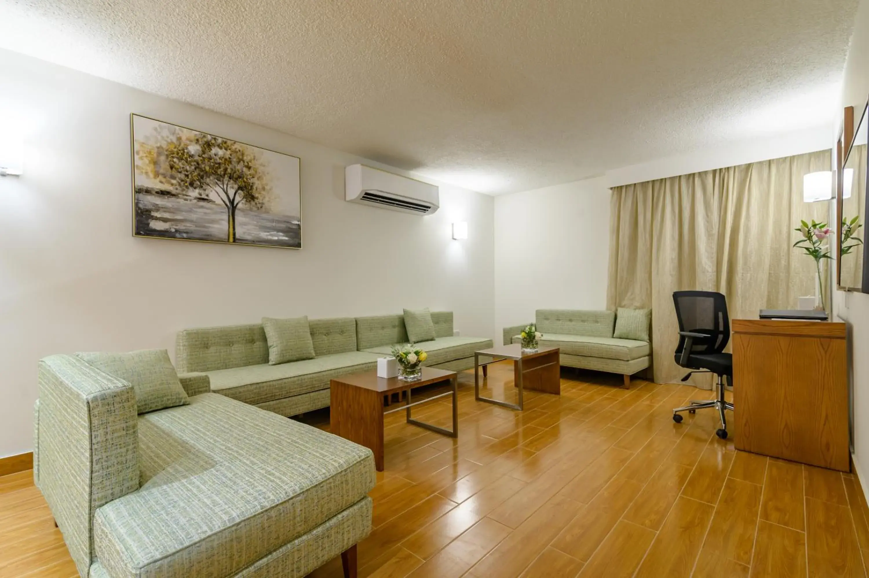 Living room, Seating Area in Dhafra Beach Hotel