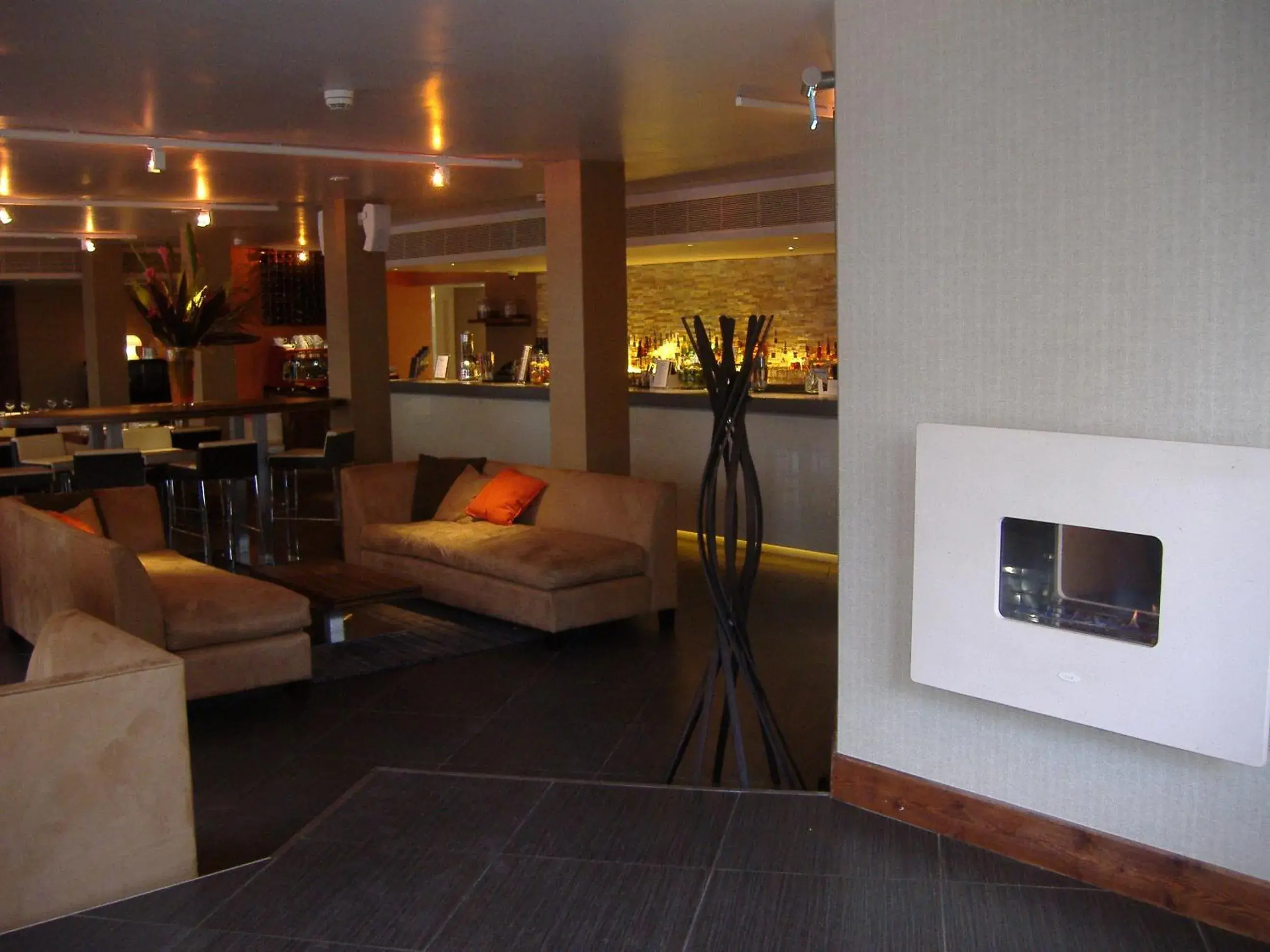 Communal lounge/ TV room in Hotel Bosco